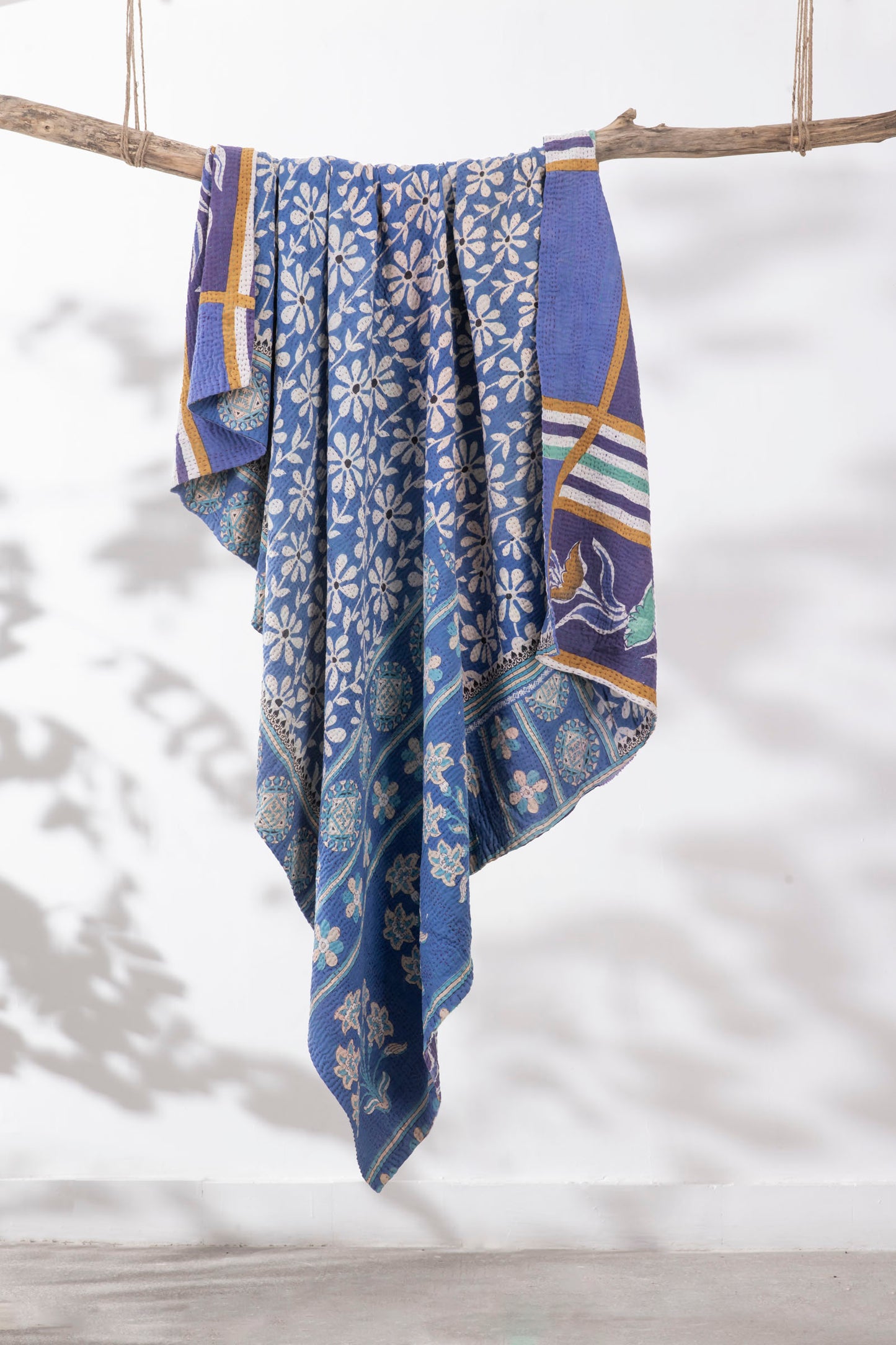 ONE OF A KIND VINTAGE COTTON THROW - 1037