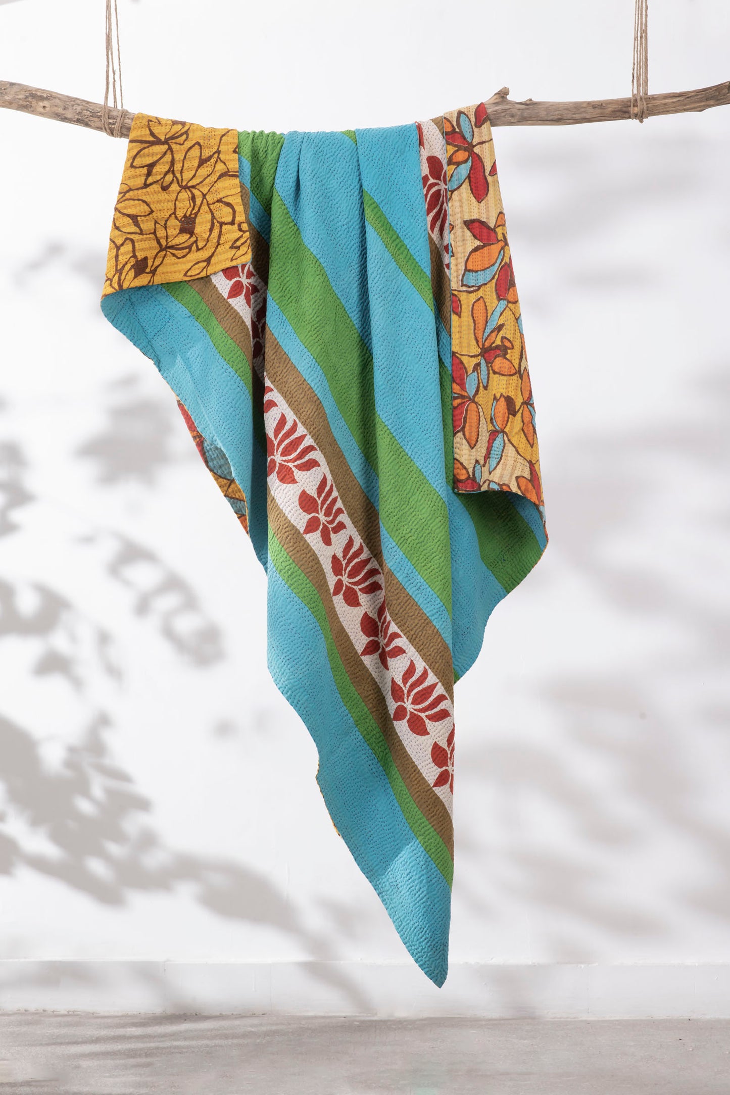 ONE OF A KIND VINTAGE COTTON THROW - 1041