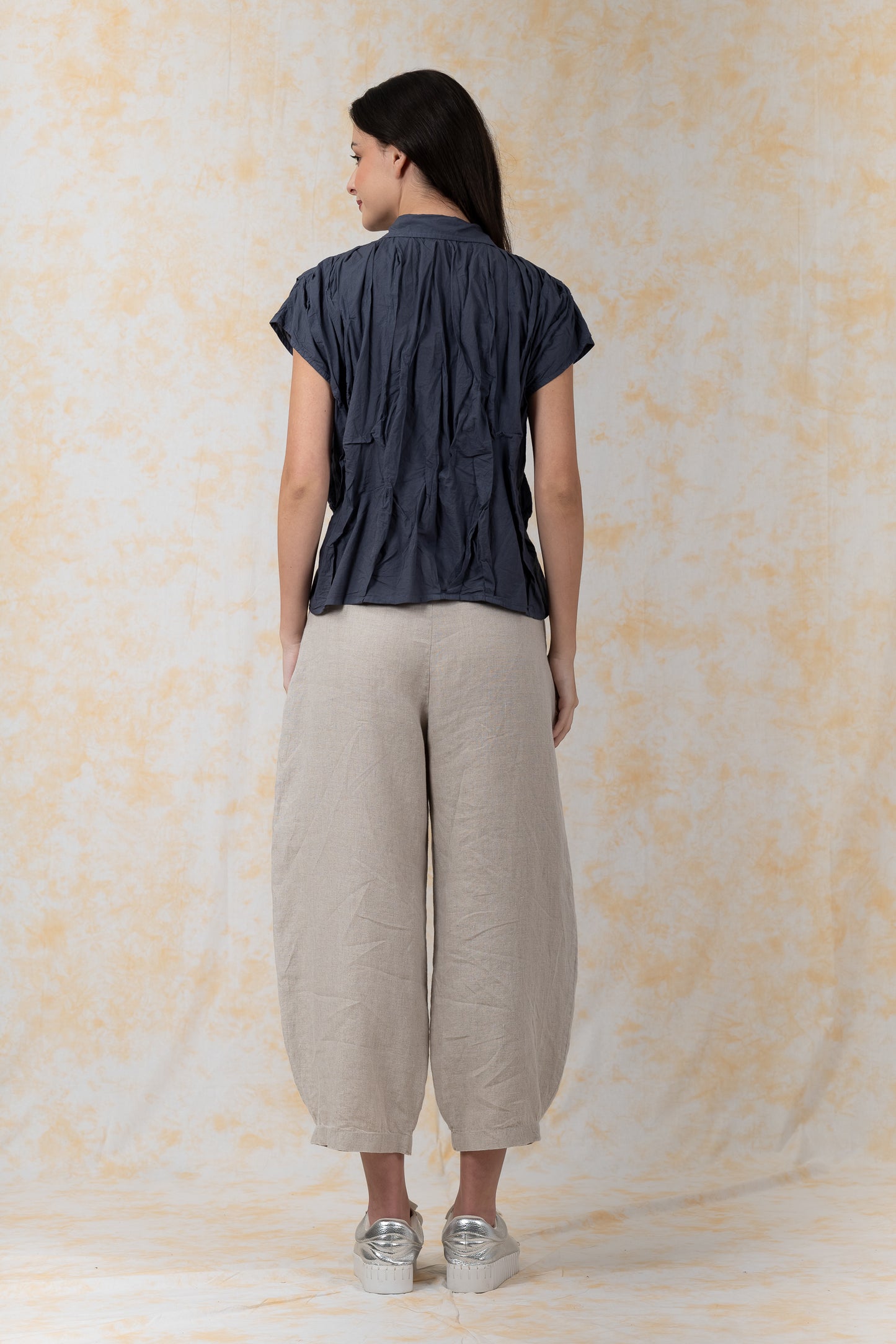 POLISHED COTTON WAVY TUCK-FRENCH SLEEVE SHIRT - bl-wl1569-gry-