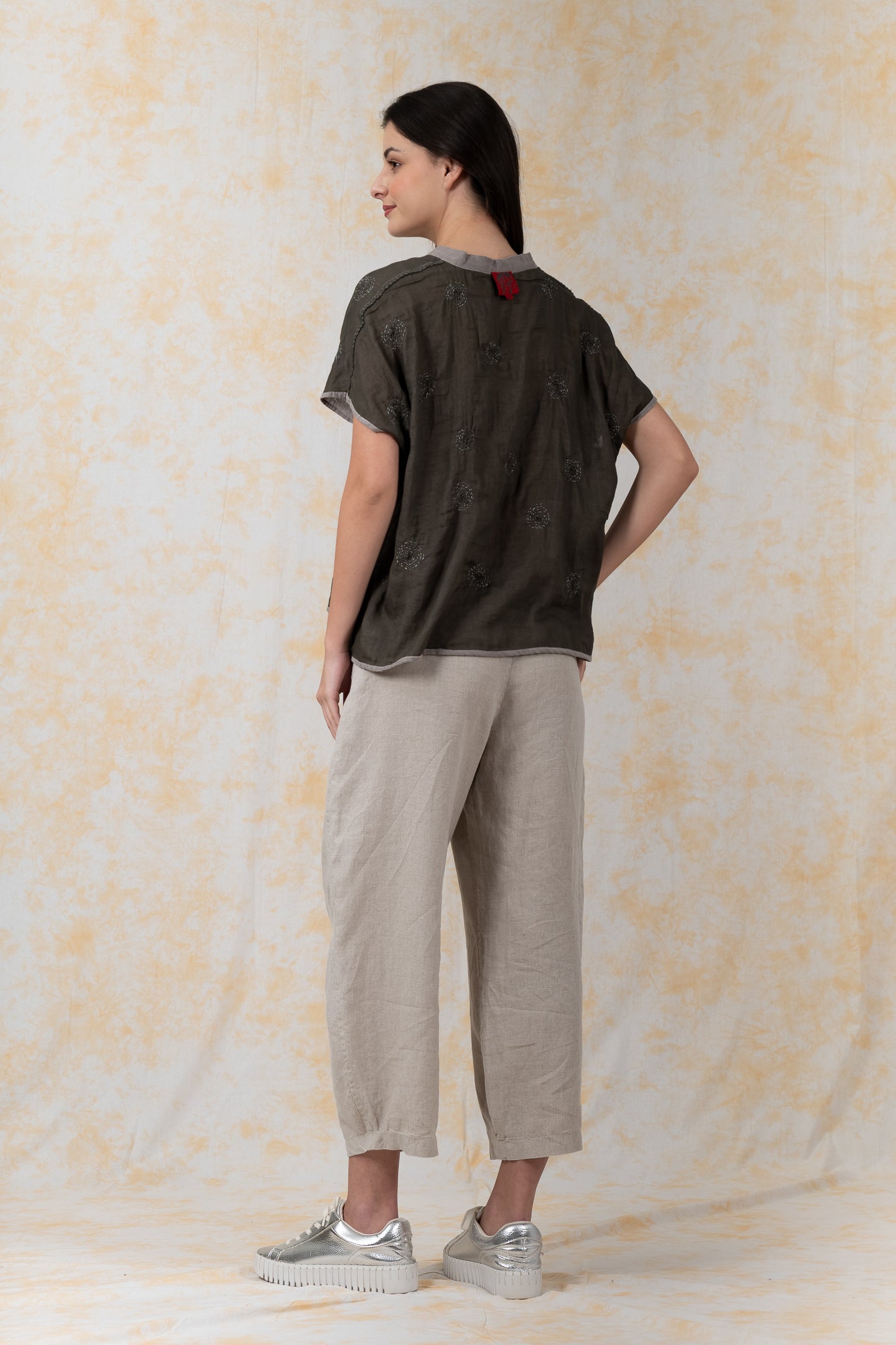 GARMENT SPIRAL KANTHA VOILE -V-NECK BINDING COLLAR TOP - bl-gg2589-gry-