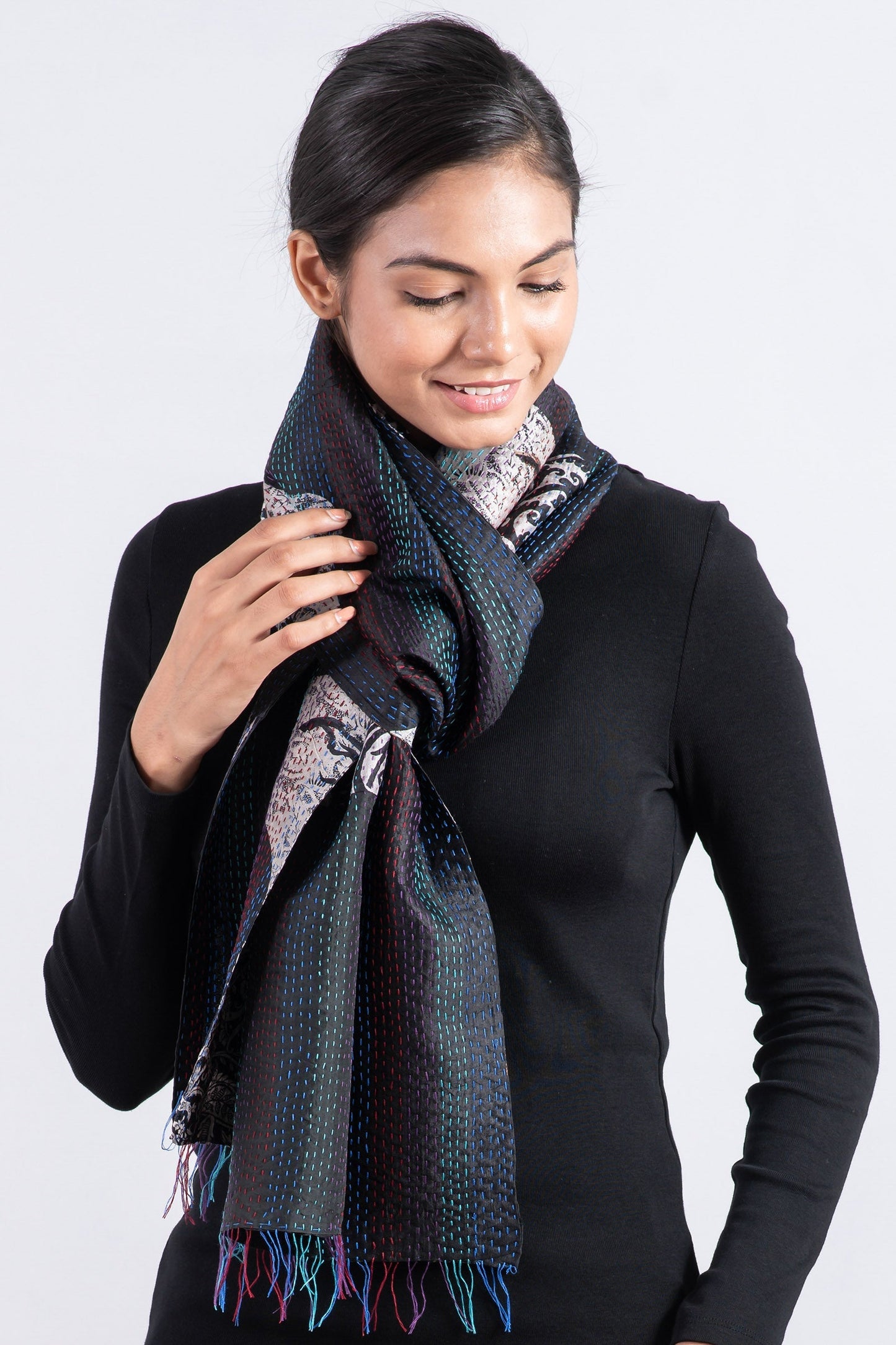 VINTAGE SILK KANTHA SCARF SMALL - sv2800-blk -