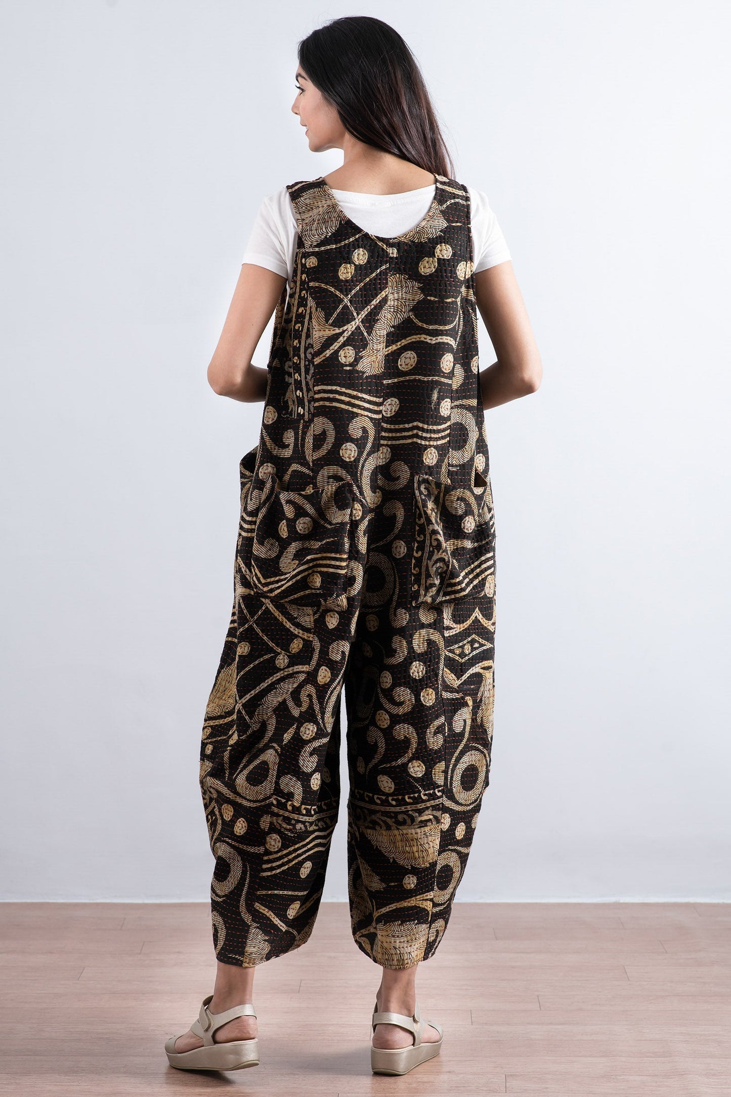 VINTAGE COTTON BBK KANTHA V-NECK JUMPER - bb2622-0011w -