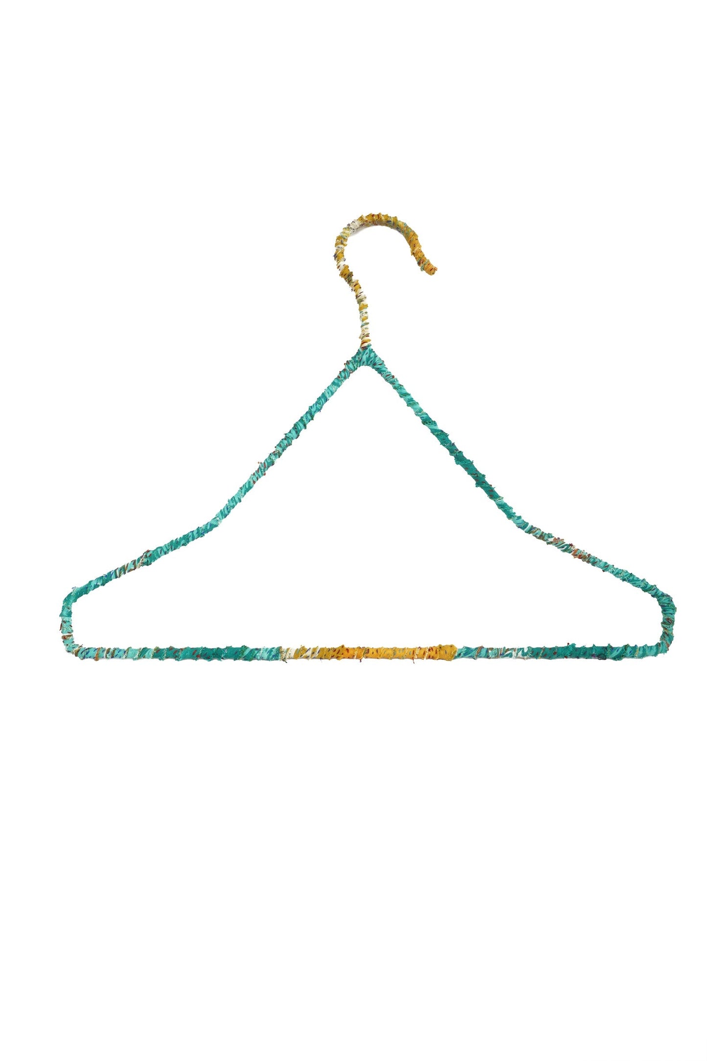 CV2908-CMLTA @VINTAGE COTTON KANTHA HANGER