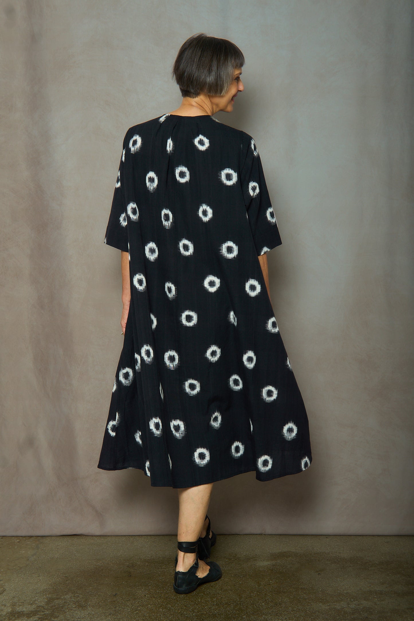 COTTON IKAT-CIRCLE -DRESS A-LINE DRESS - bl-ic1460-blk-