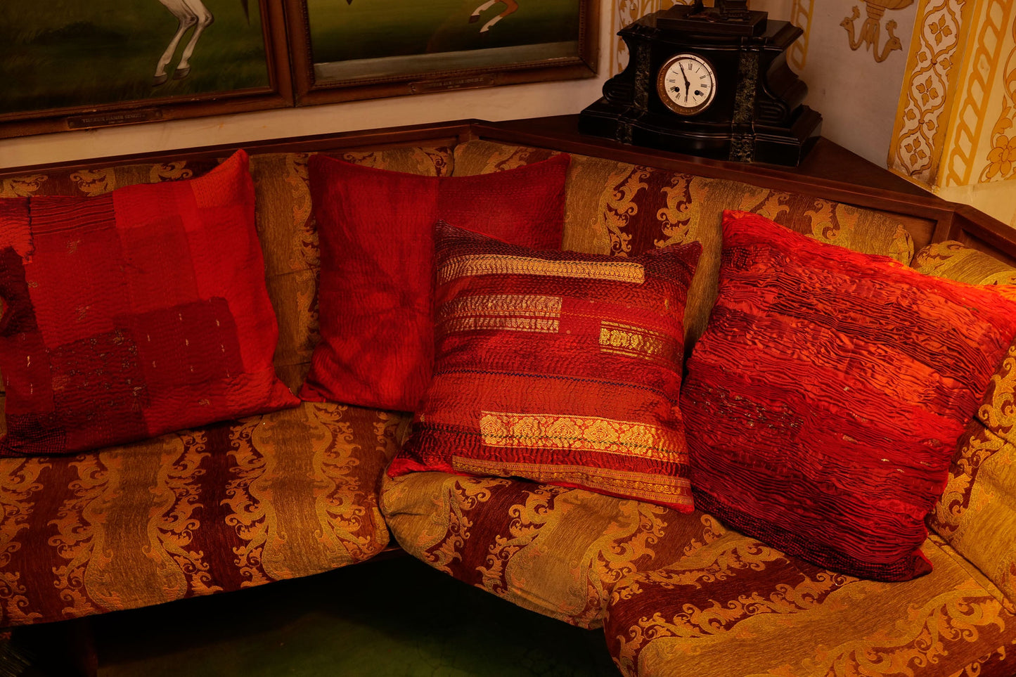 Dessert Flower Circle Tie Dye Cushion - Red