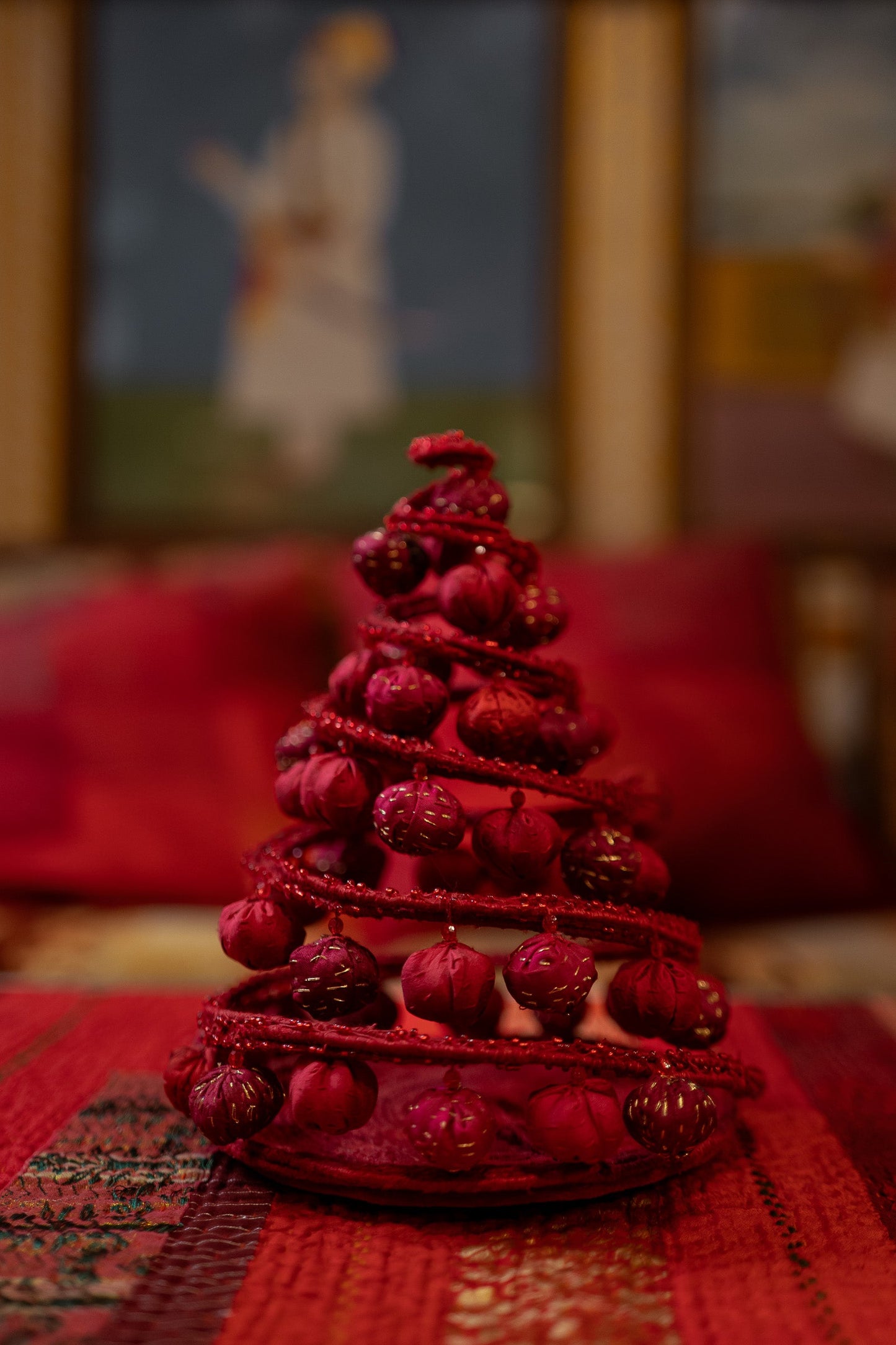 Christmas tree (metallic kantha) - Red