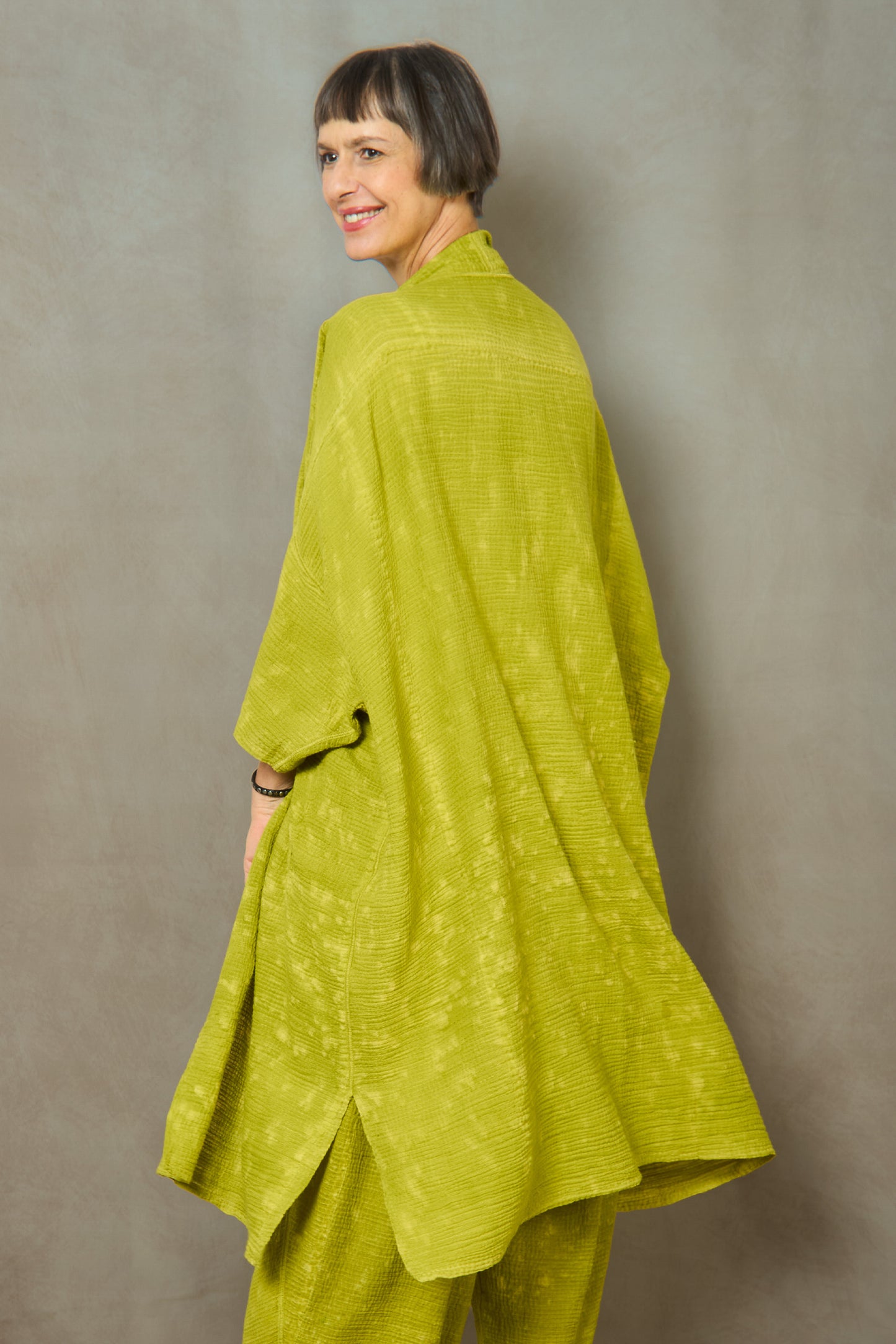 SAND SUN DYE RIPPLE KANTHA PONCHO TOPPER - rs2356-lim -