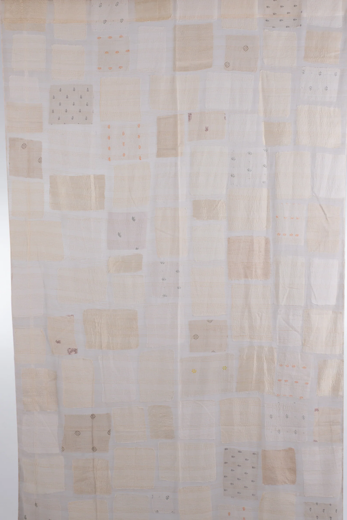 Mosaic Fray Patch Kantha Curtain -White -