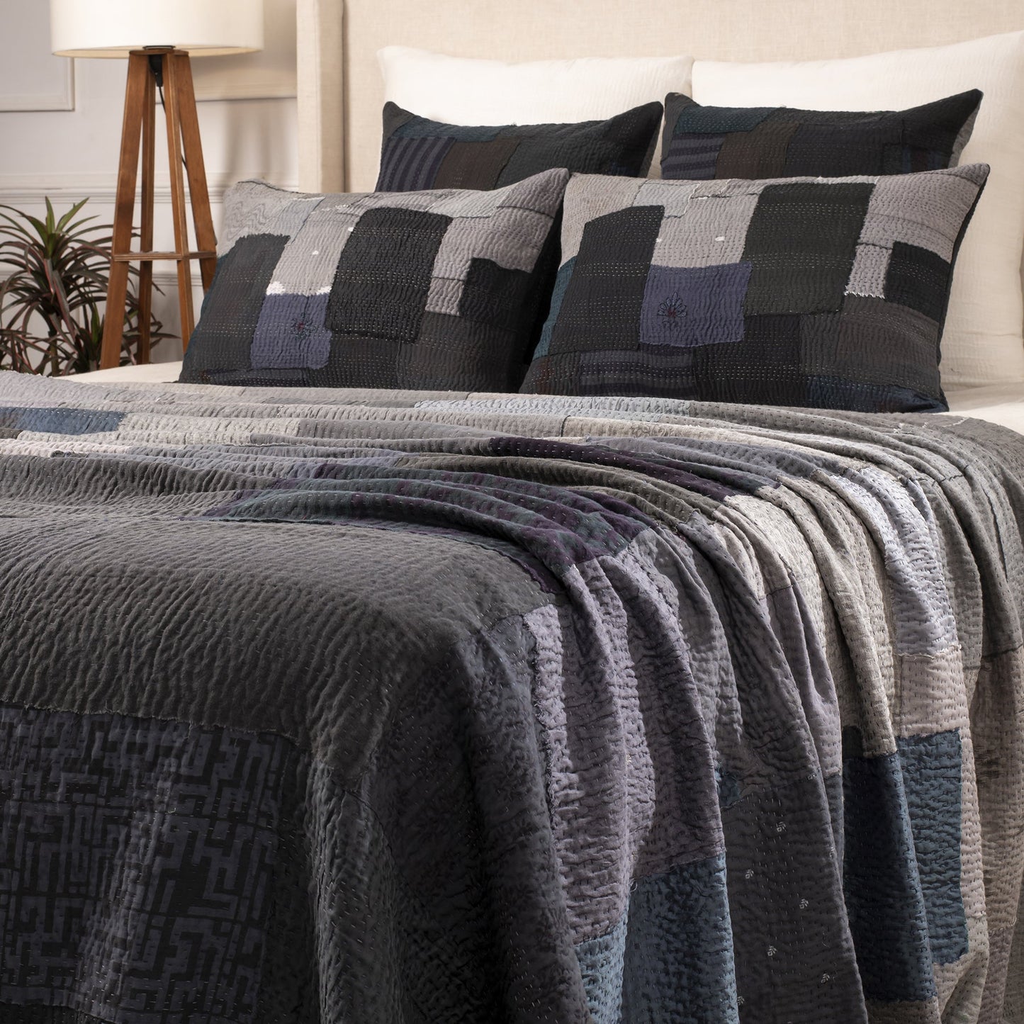 Mosaic Fray Handmade vintage Kantha bed cover- Black