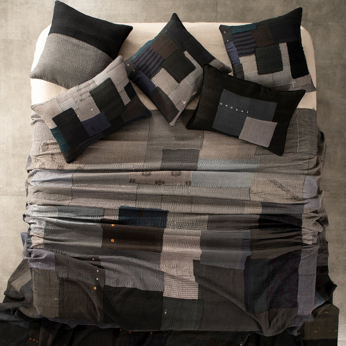 Landscape Handmade vintage Kantha Bed Cover - Black