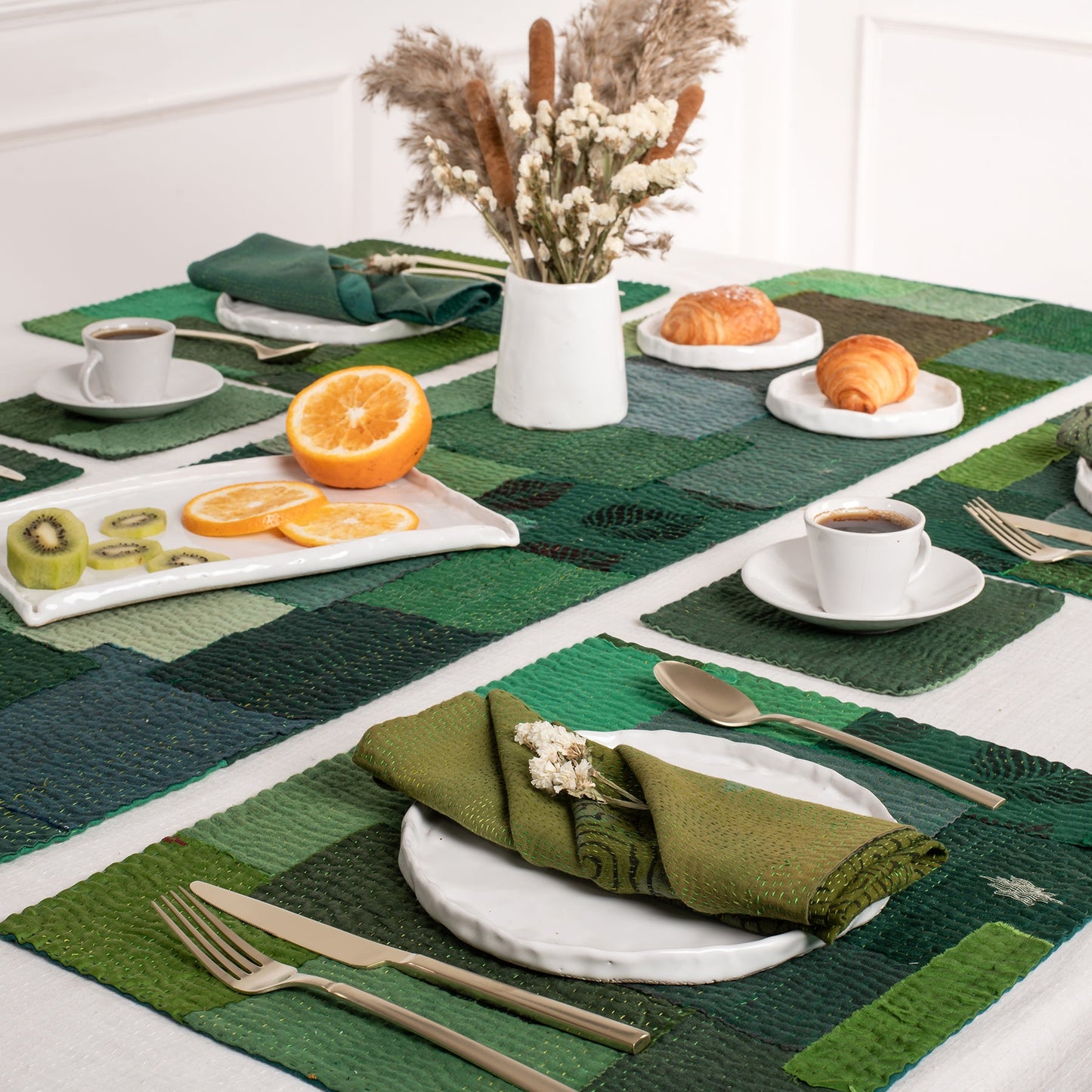 Landscape Fray Handmade vintage Kantha Placemat - Green