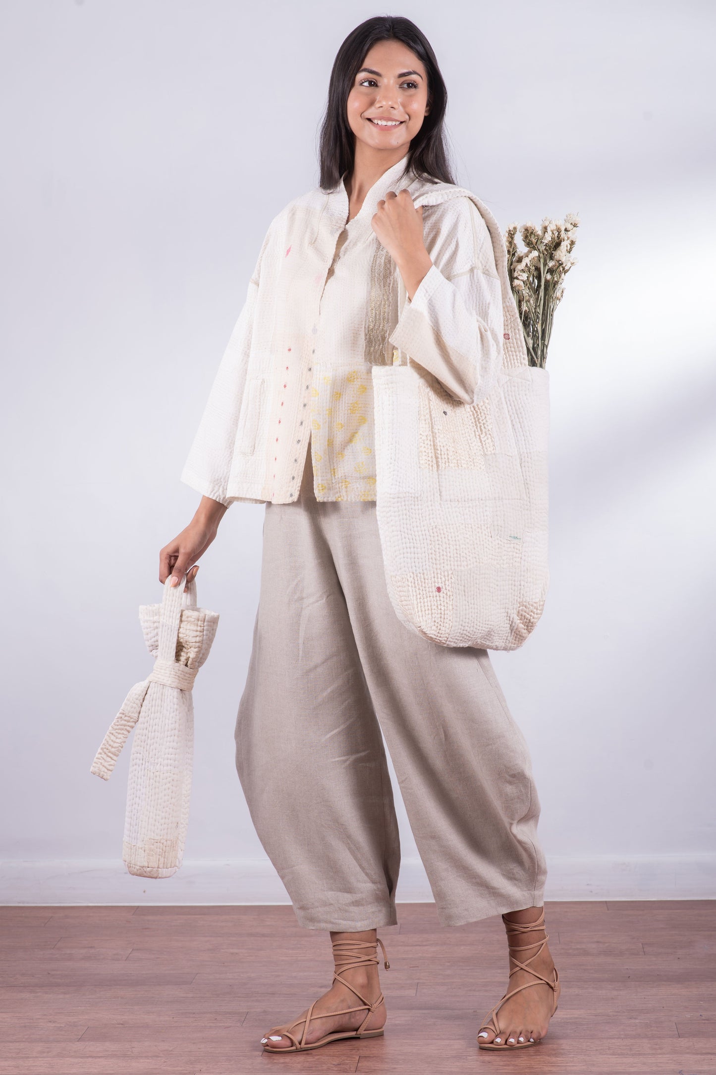 Mosaic Fray Handmade vintage Kantha Wine Bag- Cauliflower