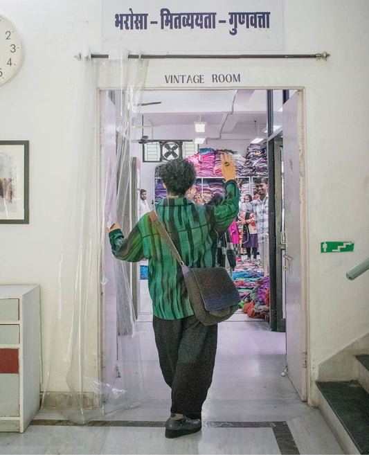 a day in the life of MIEKO MINTZ in Jaipur, India