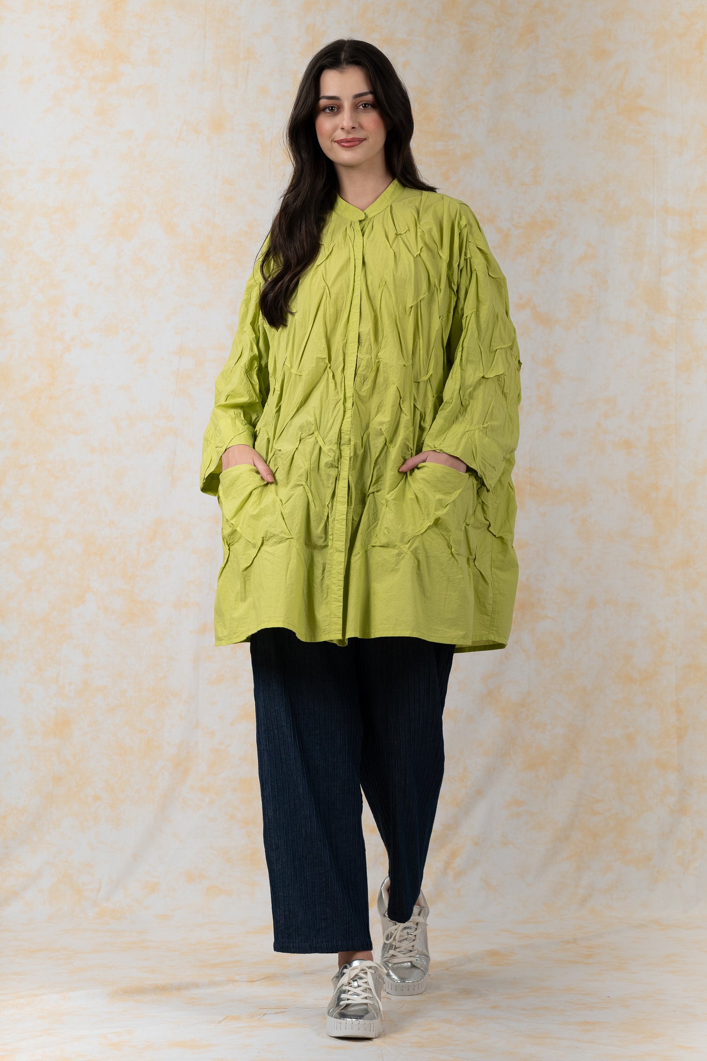 POLISHED COTTON WAVY TUCK-OVERSIZED SHIRT - bl-wl1555-lim-