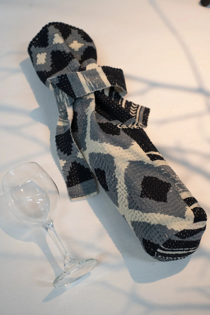 Monotone Ikat Handmade Vintage Kantha Wine Bag -Monotone Black