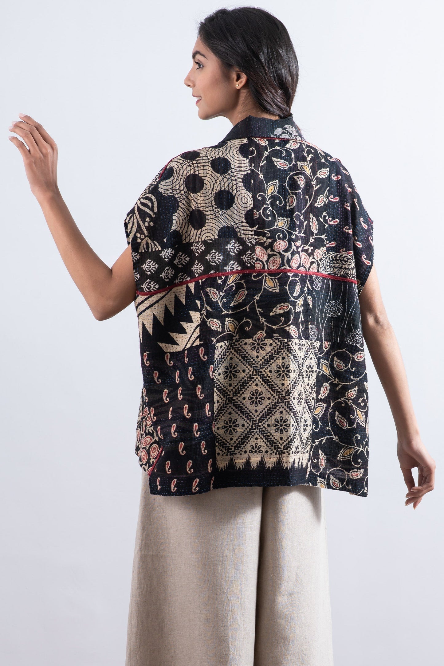 PATCHED PRINT KANTHA CAP SLV. SHIRT - pp2530-blk -