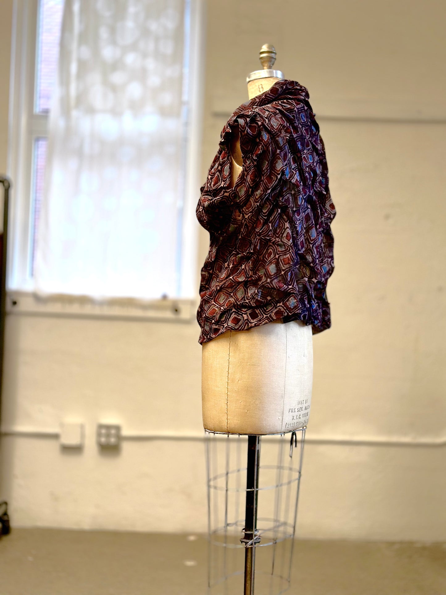 AJRAKH SQUARE WAVY TUCK SHELL TOP - aq1553-blk -