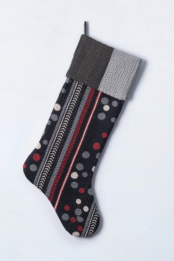 Monotone Ikat Kantha Stocking-Black