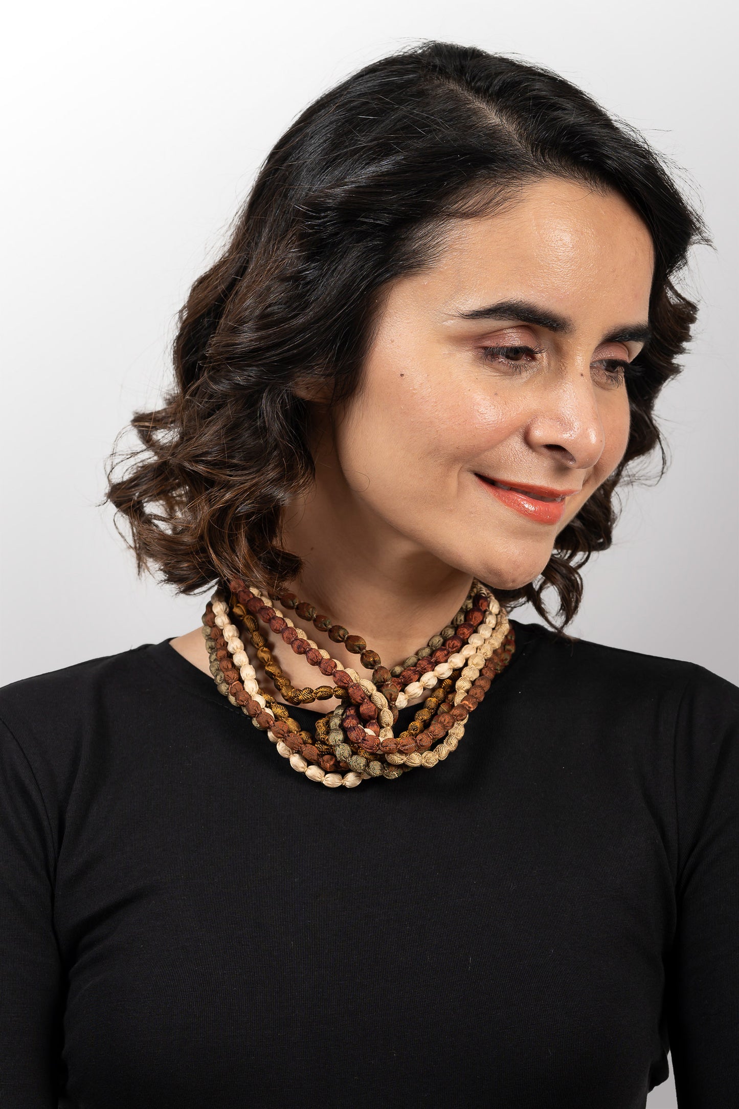 VINTAGE SILK KANTHA SEED NECKLACE SHORT - sv2722-ntl -