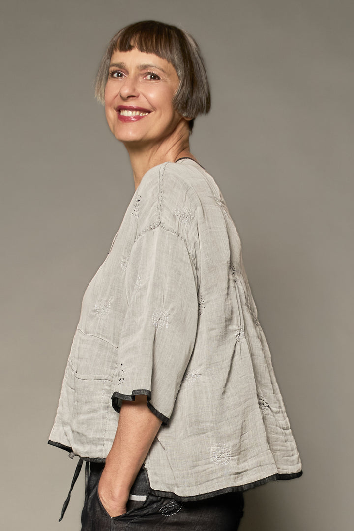 GAUZE SHIBORI GARMENT KANTHA V-NECK NECK TOP - gg2t108-blk -