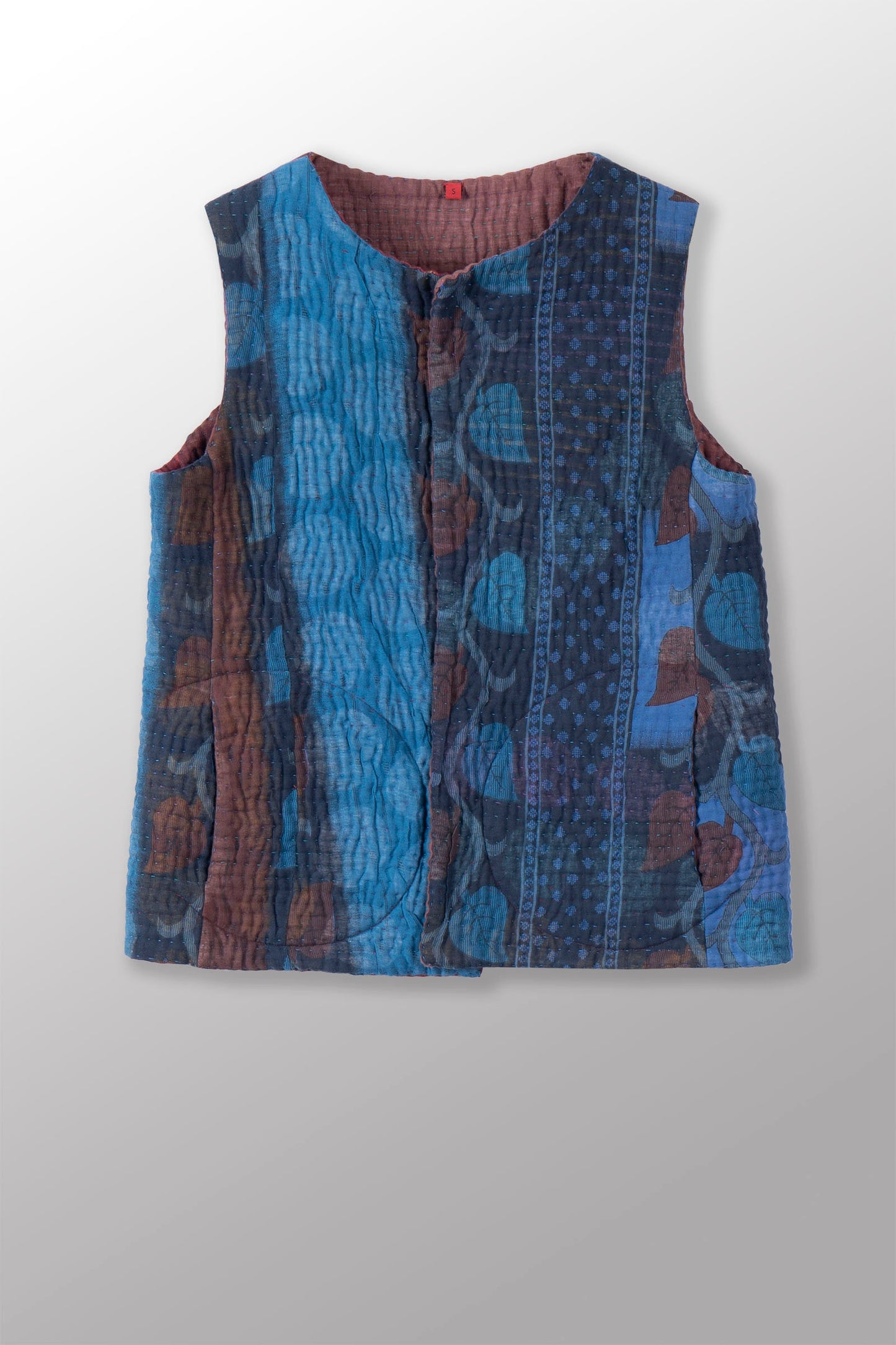 QUILTED OVERDYE RED COTTON KANTHA CREW NECK FITTED VEST - oq5228-cblu003s -