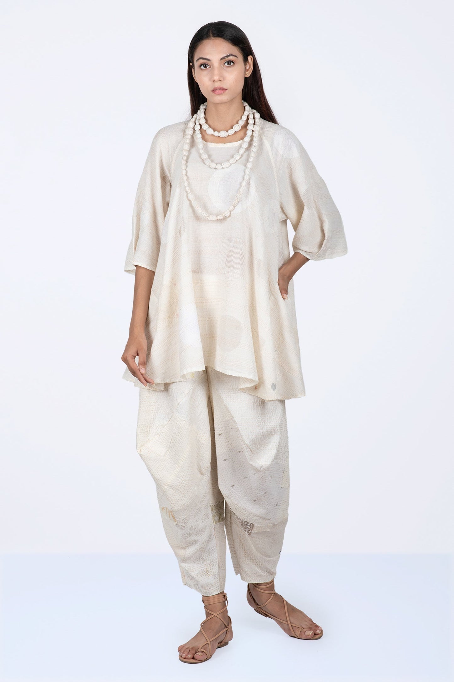 CUT THROUGH DOT AND HOLES KANTHA PUFF SLV. FLARE TOP - cd2543-ivy -