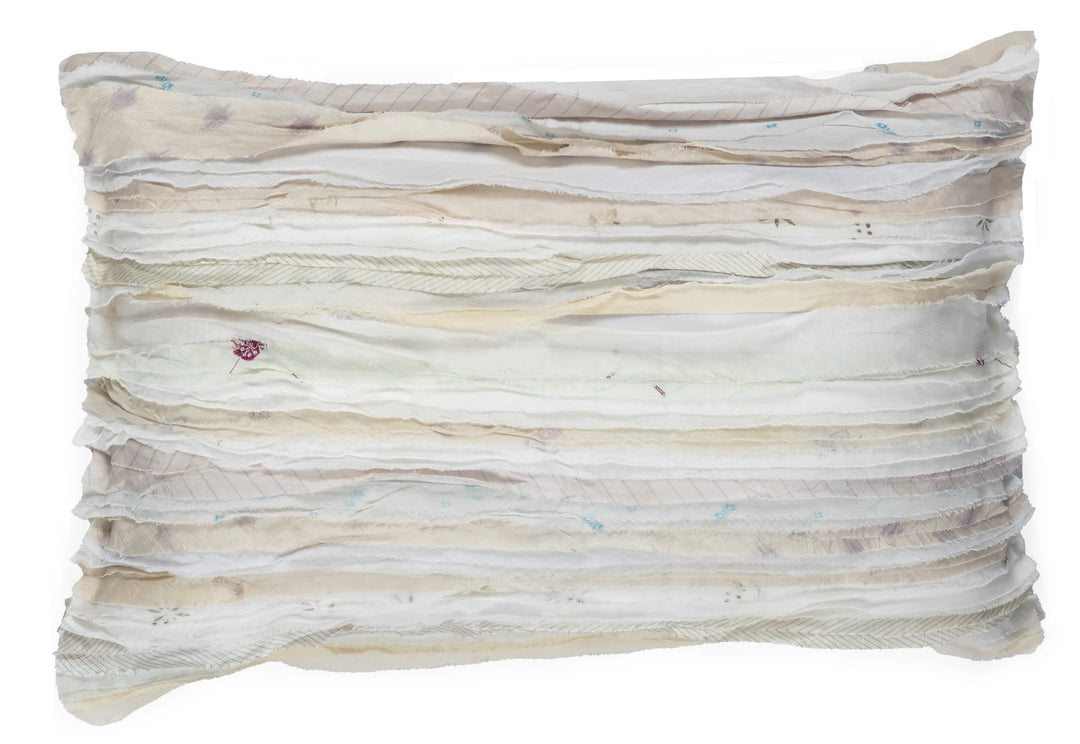 Wavy Stripe White cushion