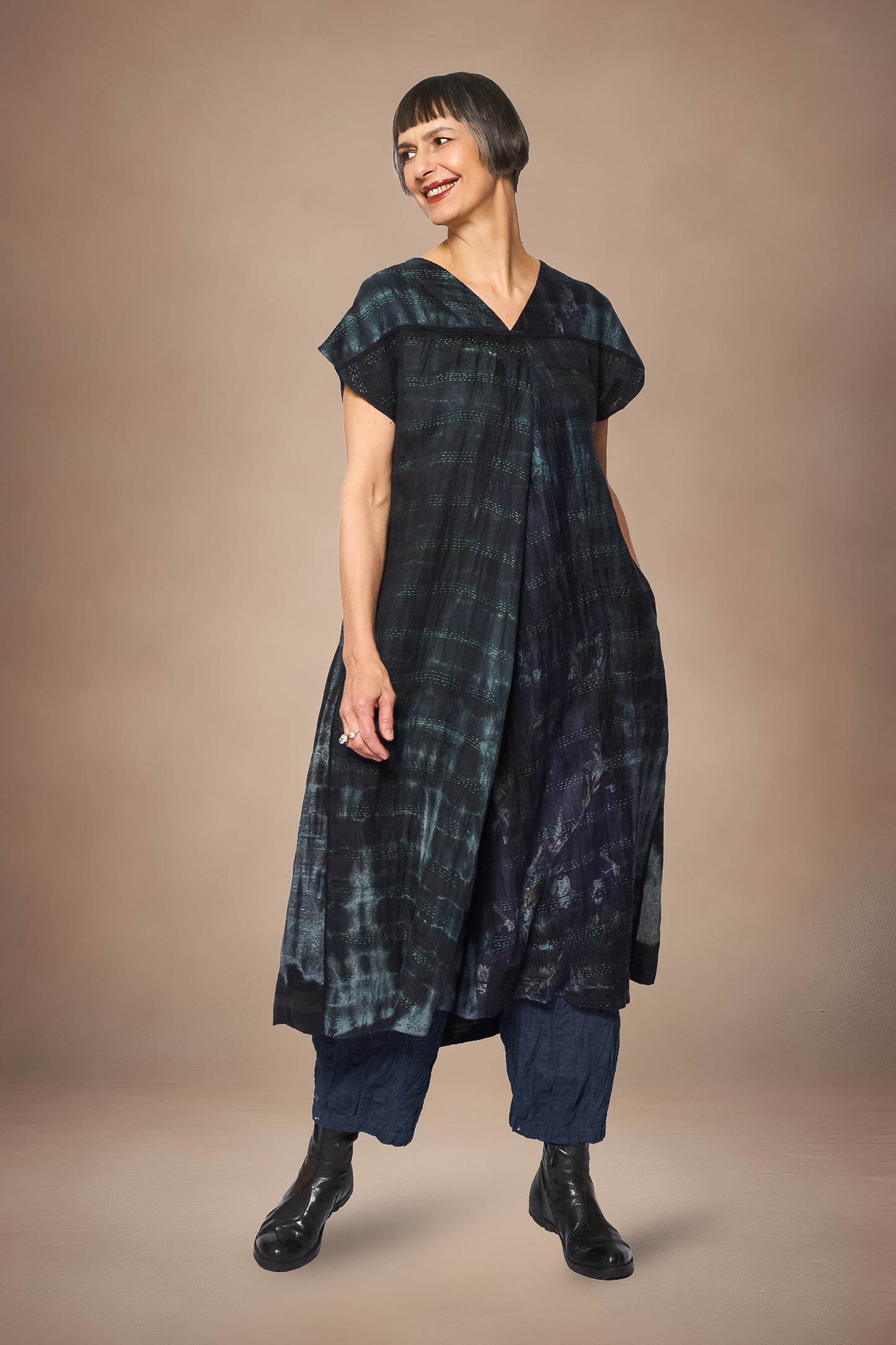 TIE DYE VINTAGE SILK KANTHA V-NECK FRENCH SLV. DRESS - st-sv2467-blk -