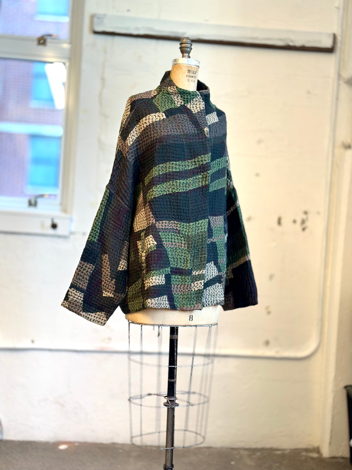 ABSTRACT WAFFLE KANTHA FUNNEL NECK JACKET - bw3j102-grn -