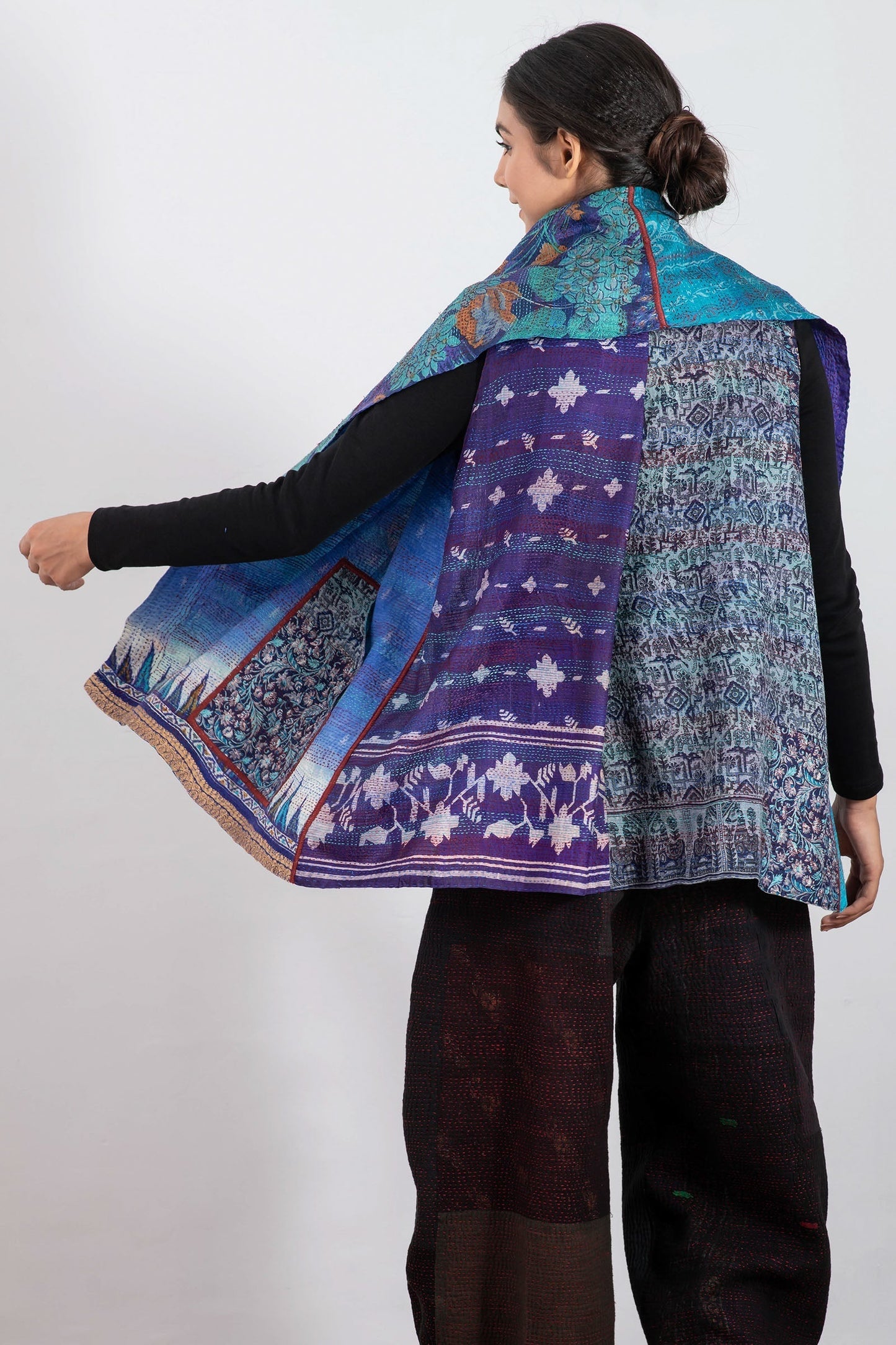 VINTAGE SILK KANTHA SHAWL COLLAR VEST SHORT - sv2236-0001a -