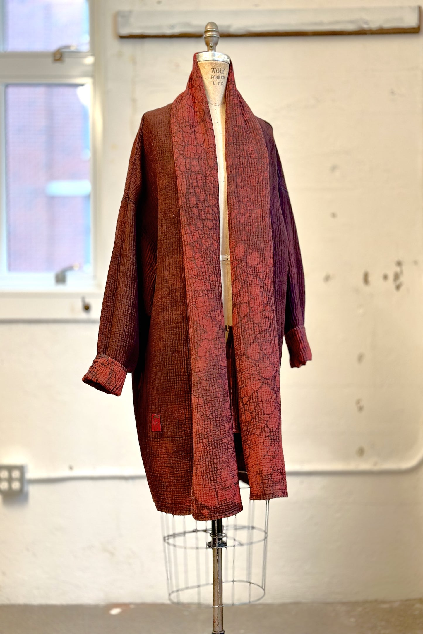 MUD DYE RIPPLE KANTHA SHAWL COAT - yp4350-red -