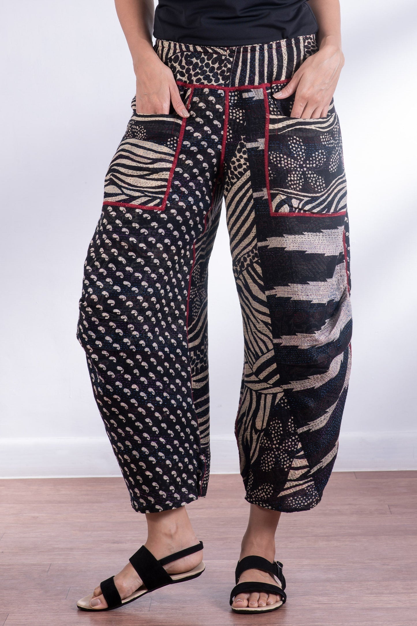 PATCHED PRINT KANTHA KNEE TUCKED PANTS - pp2625-blk -