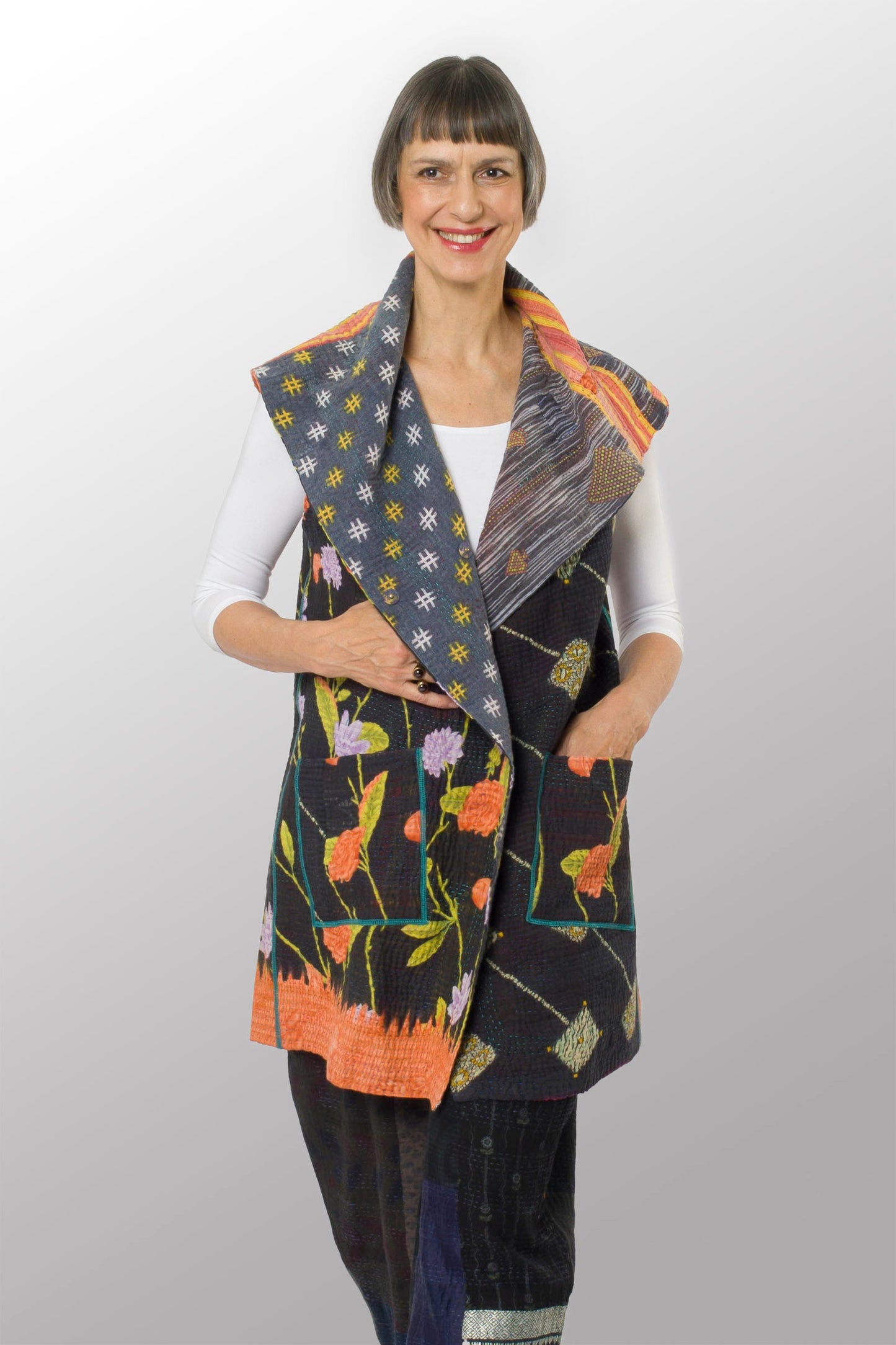 VINTAGE COTTON KANTHA CIRCULAR VEST - cv4201-0045a -