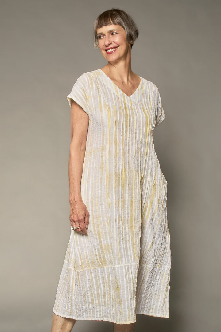 DOUBLE TIE DYE RIPPLE TUCK V-NECK SCULPTED DRESS - trw1473-ivy -