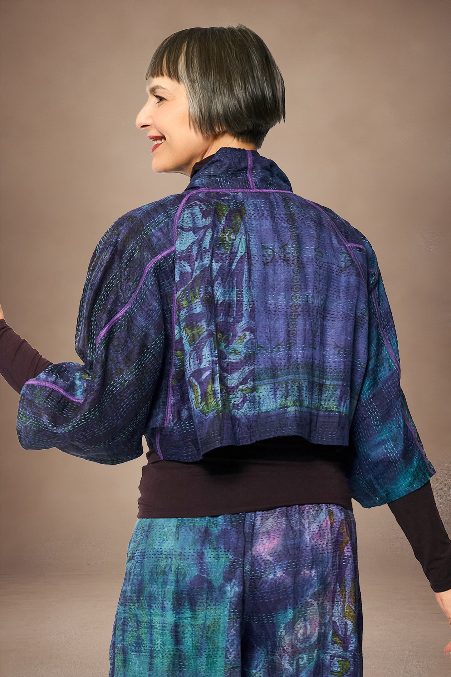 TIE DYE VINTAGE SILK KANTHA PUFF SLV. SHRUG - st-sv2062-nvy -