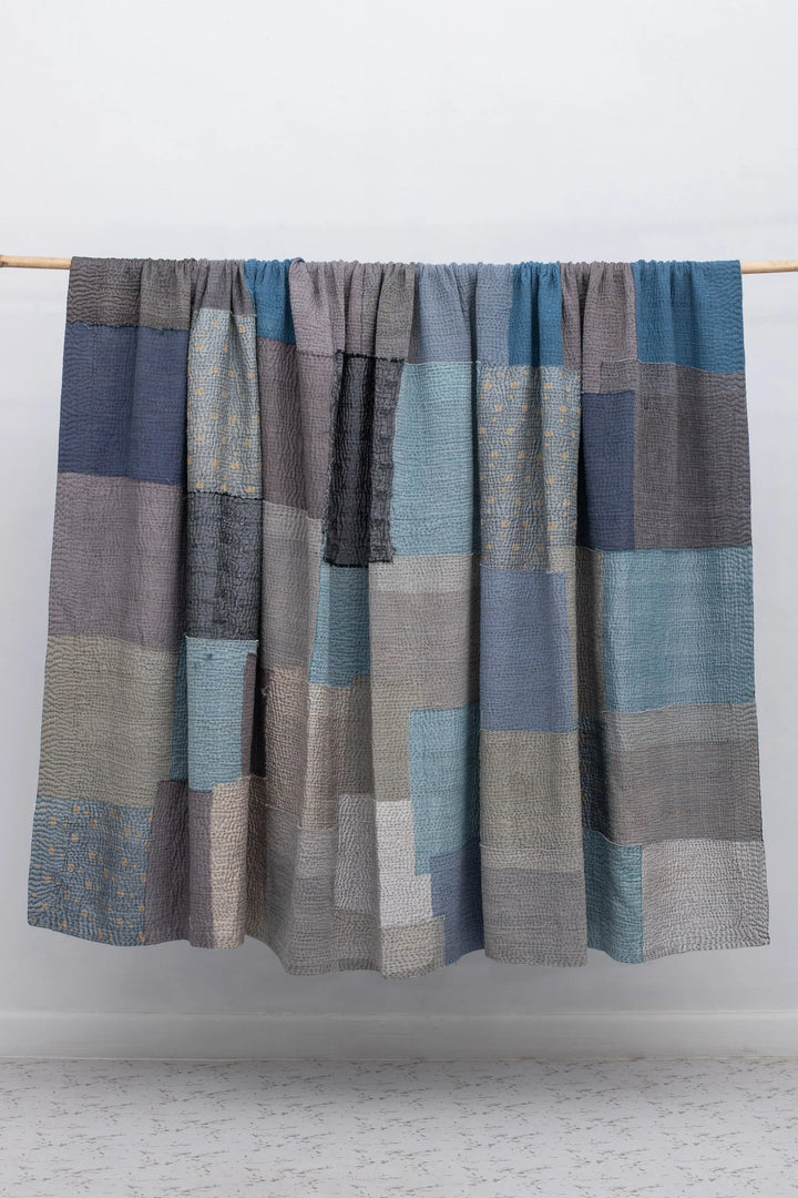 Ombre With Fray Patch Handmade Vintage Quilts - Navy