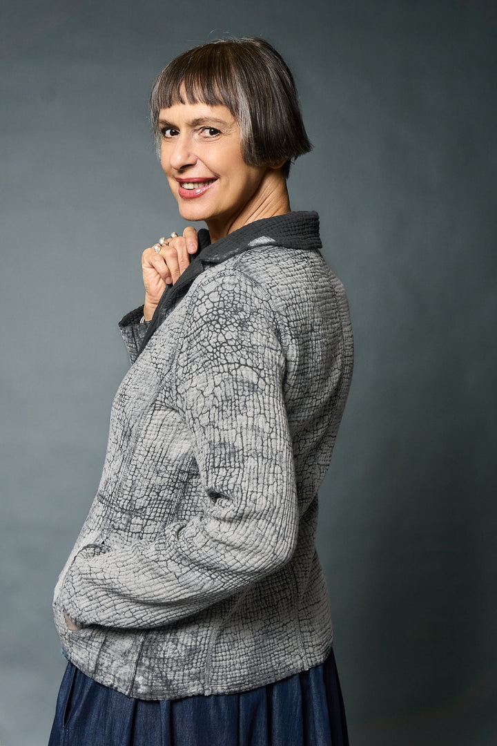 MUD DYE RIPPLE KANTHA SHAPED JACKET - yp4j109-gry -