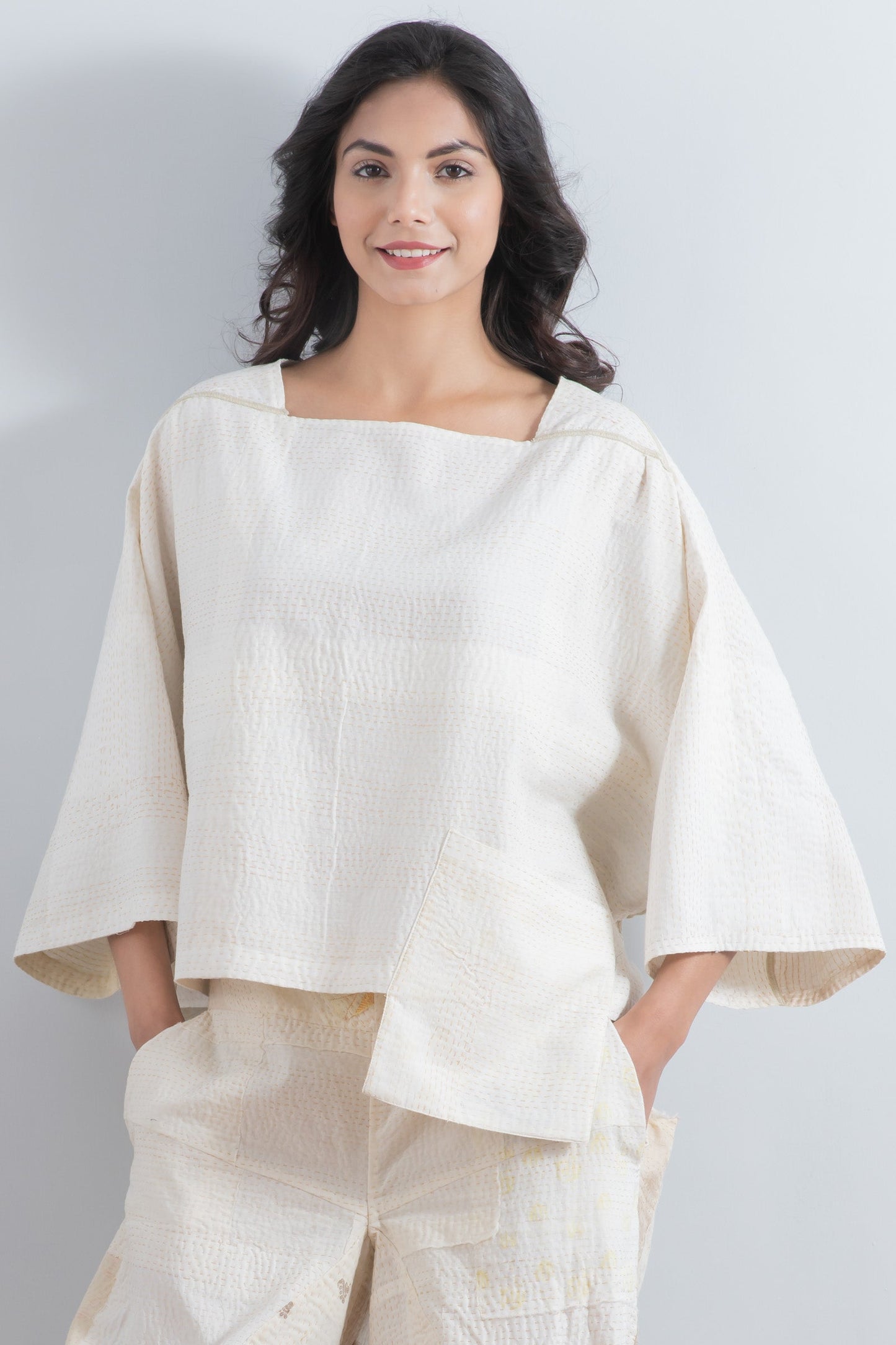 FRAYED PATCH KANTHA 3/4 SLV. CROP TOP MIO - fi2538-ivy -