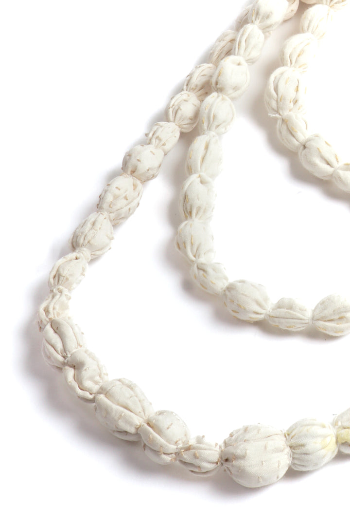 COLLIER LONG VINTAGE EN SOIE KANTHA AVEC PERLES NOUÉES - sv2707-ivy -