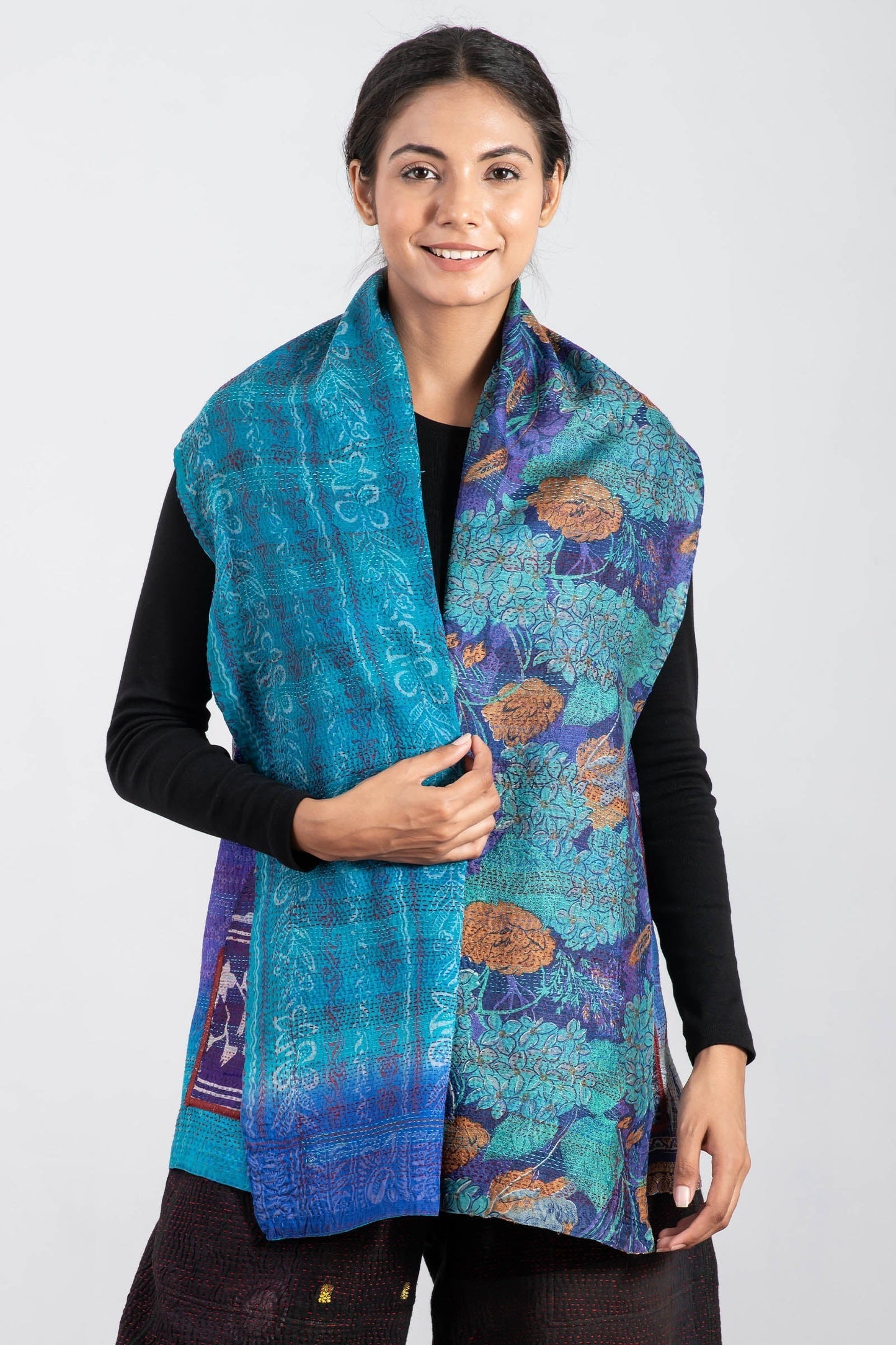 VINTAGE SILK KANTHA SHAWL COLLAR VEST SHORT - sv2236-0001a -