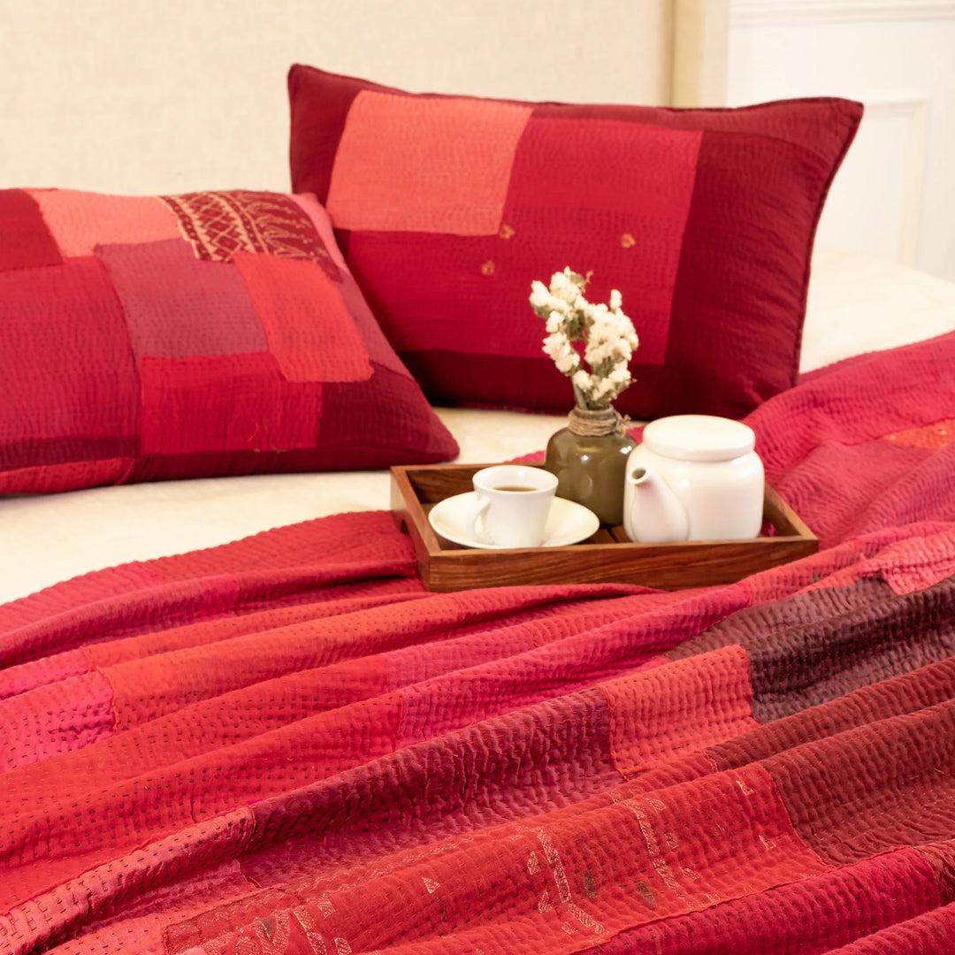 Landscape Fray Patch Handmade vintage Kantha Quilts - Red