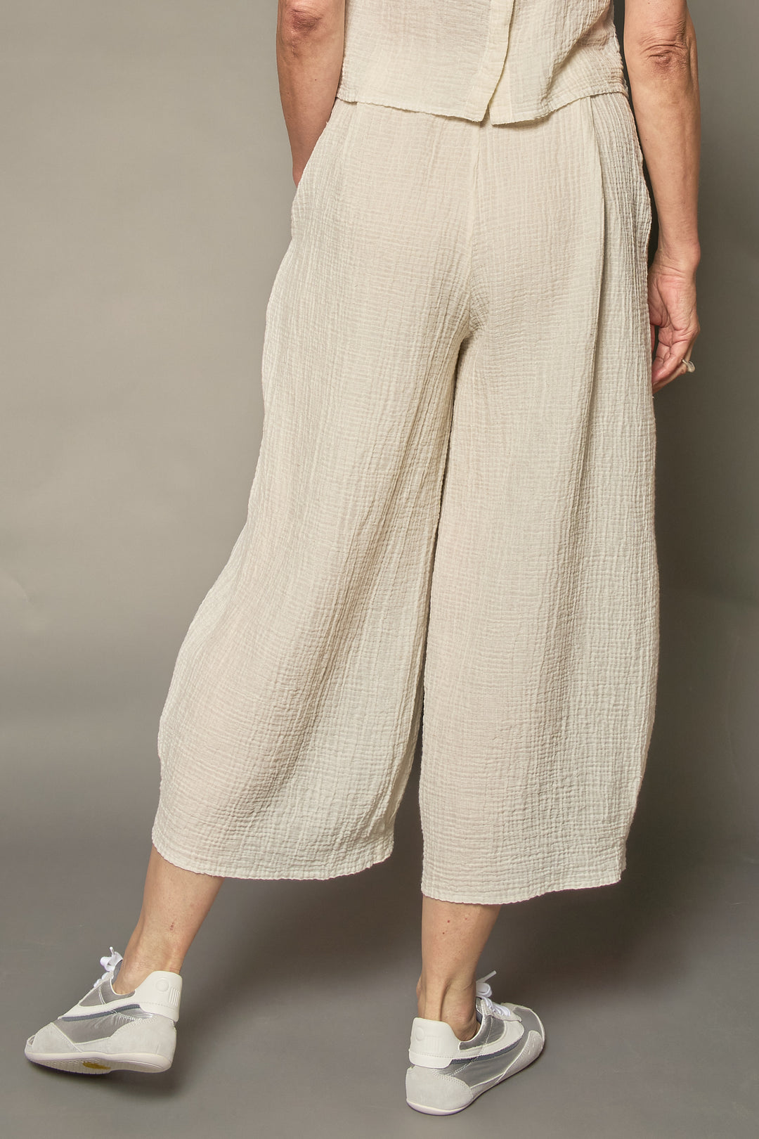 RIPPLE KANTHA WIDE LEG LANTERN PANTS - rp2646-wht -