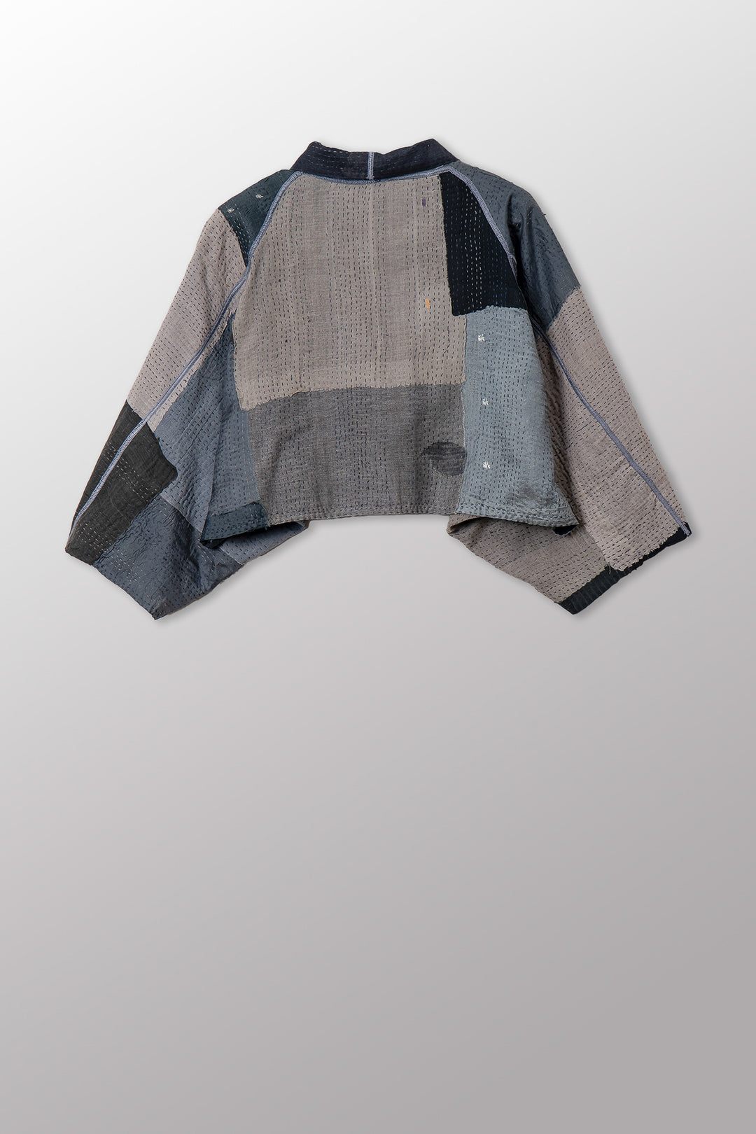 MOSAIC FRAY PATCH KANTHA PUFF SLV. SHRUG - zb2062-gry -