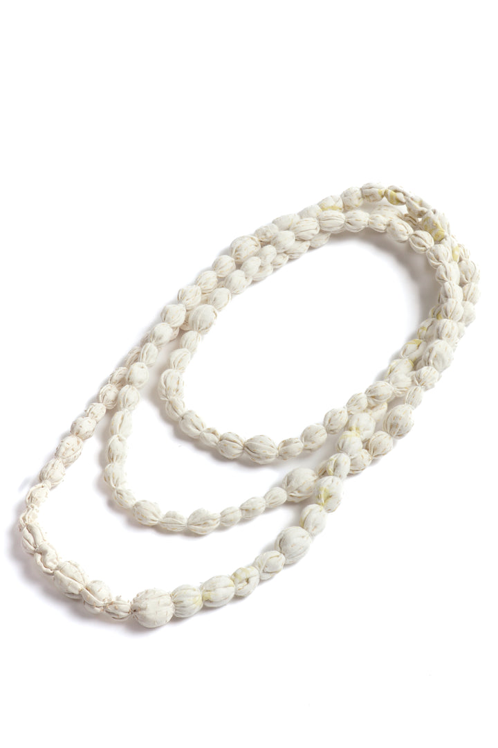 COLLIER LONG VINTAGE EN SOIE KANTHA AVEC PERLES NOUÉES - sv2707-ivy -