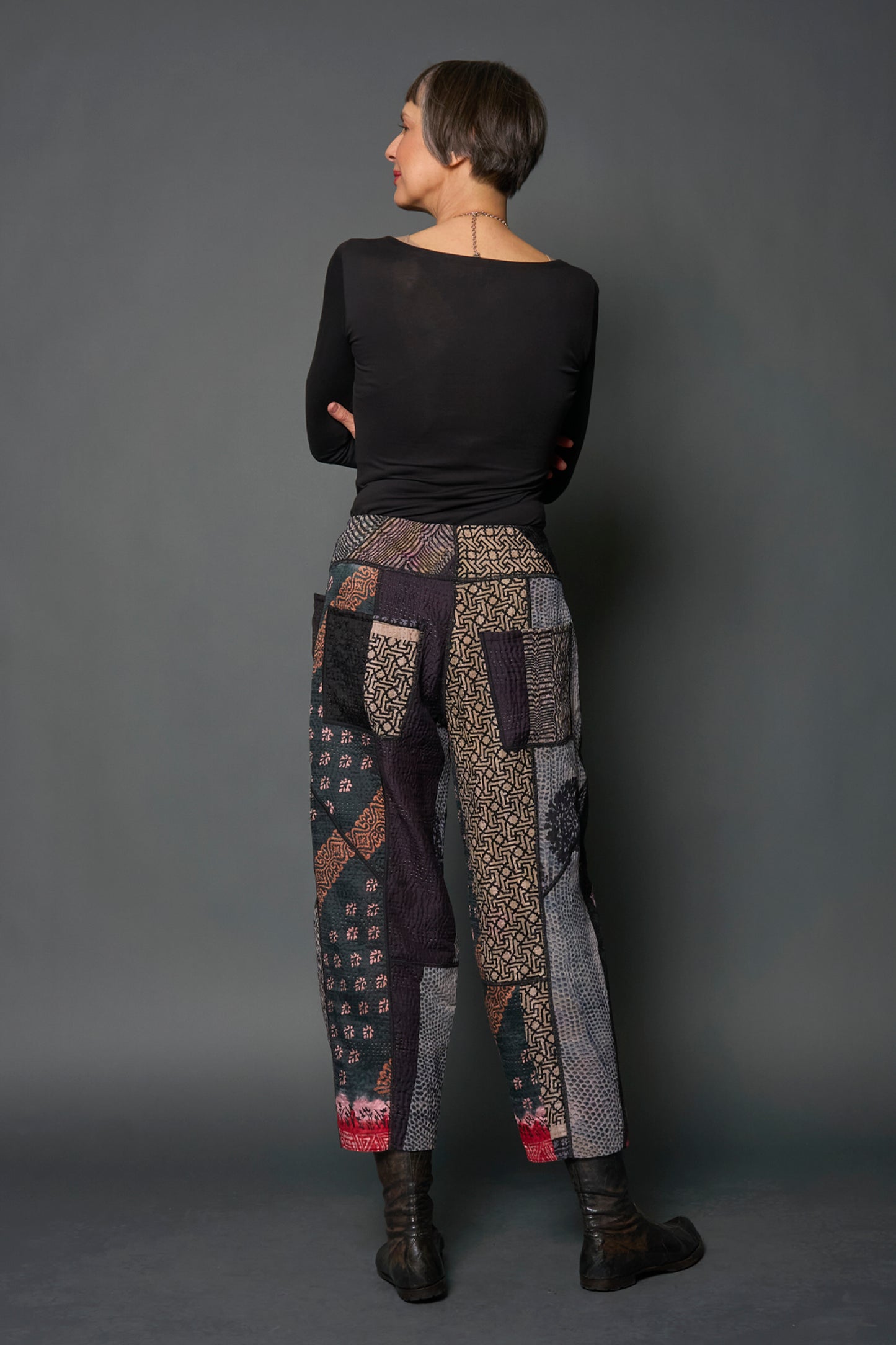 JACQUARD SILK KANTHA PANELED LANTERN PANTS - js4675-blk -