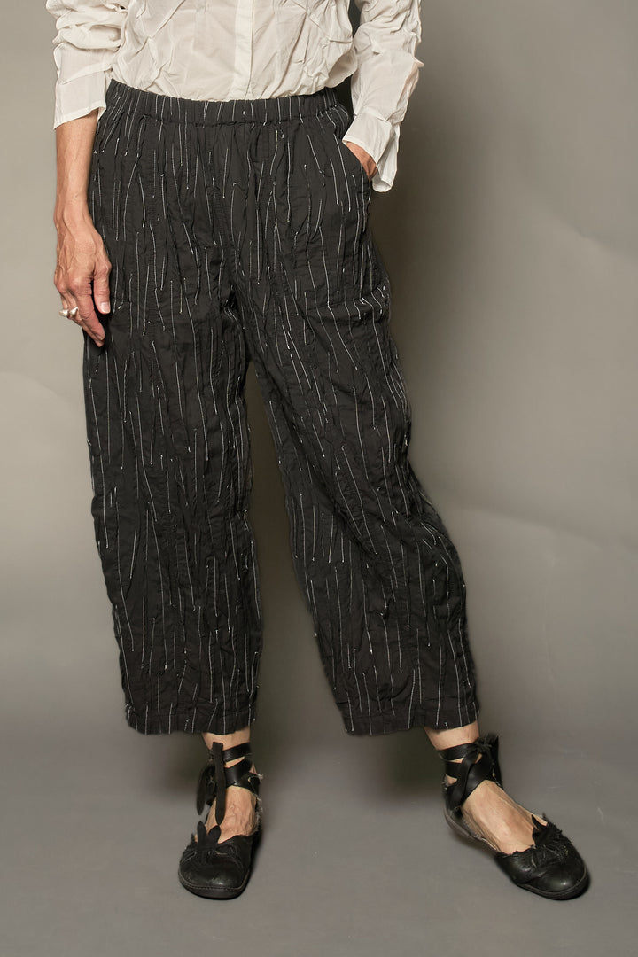 CAMBRIC COTTON RANDOM TUCK BARREL PANTS - ra1641-wbk -