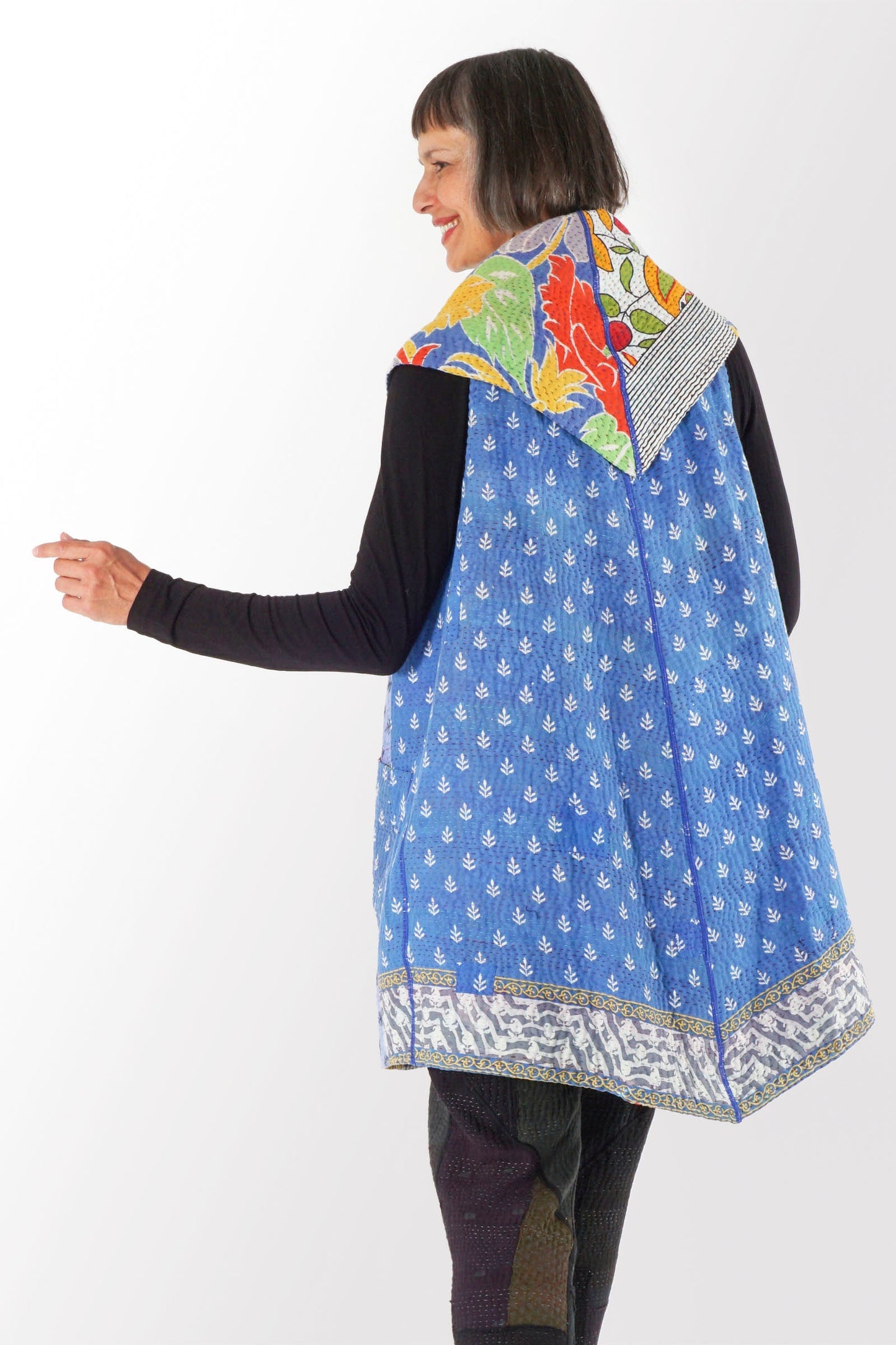 VINTAGE COTTON KANTHA CIRCULAR VEST - cv4201-0042a -