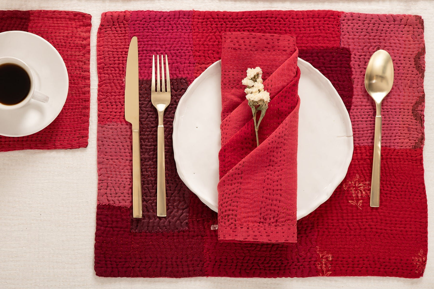 Landscape Fray Patch vintage Kantha Placemat - Red (set of 2)