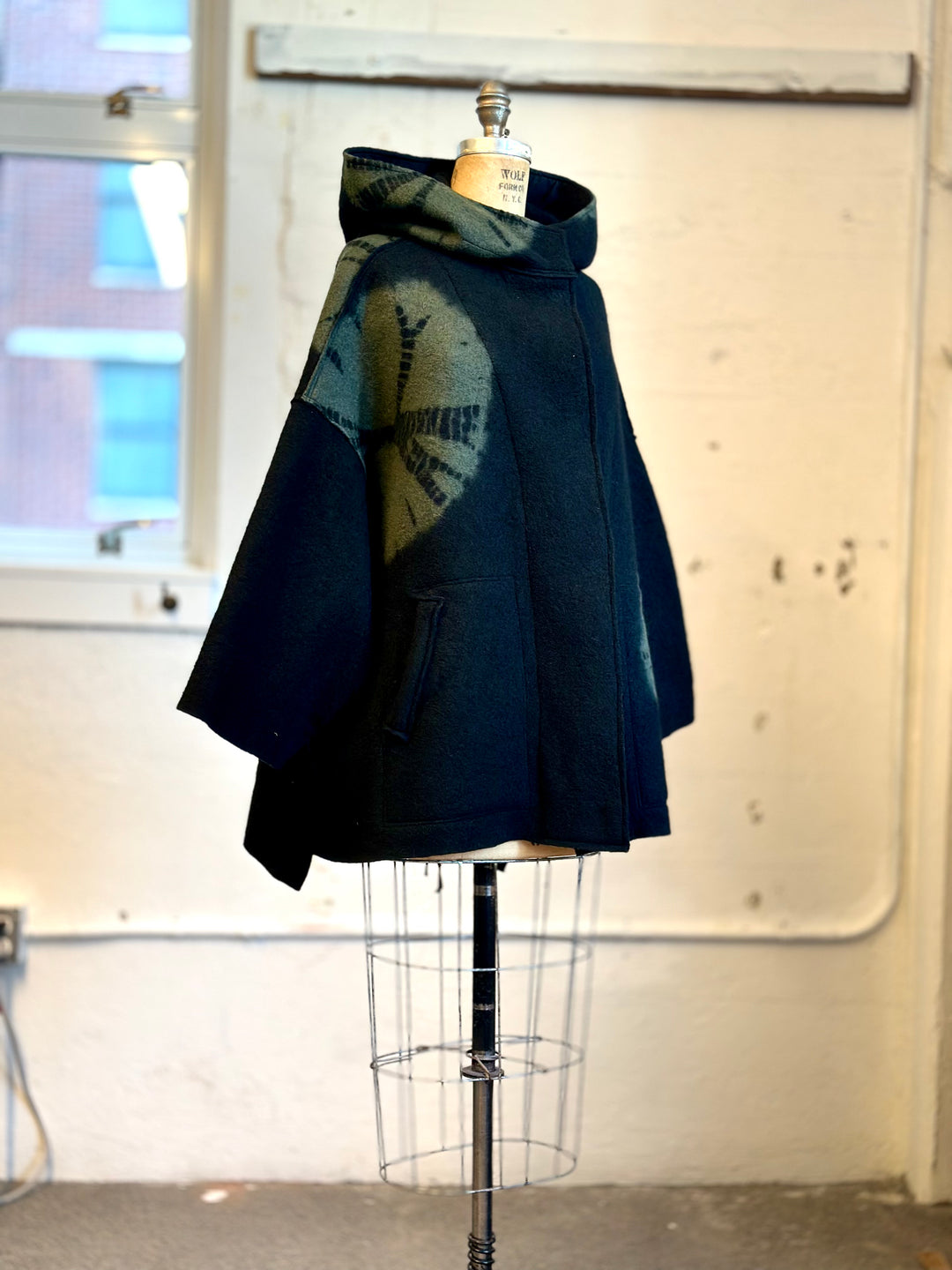 Circle Tie Dye Boiled Wool New Hoddie Poncho
