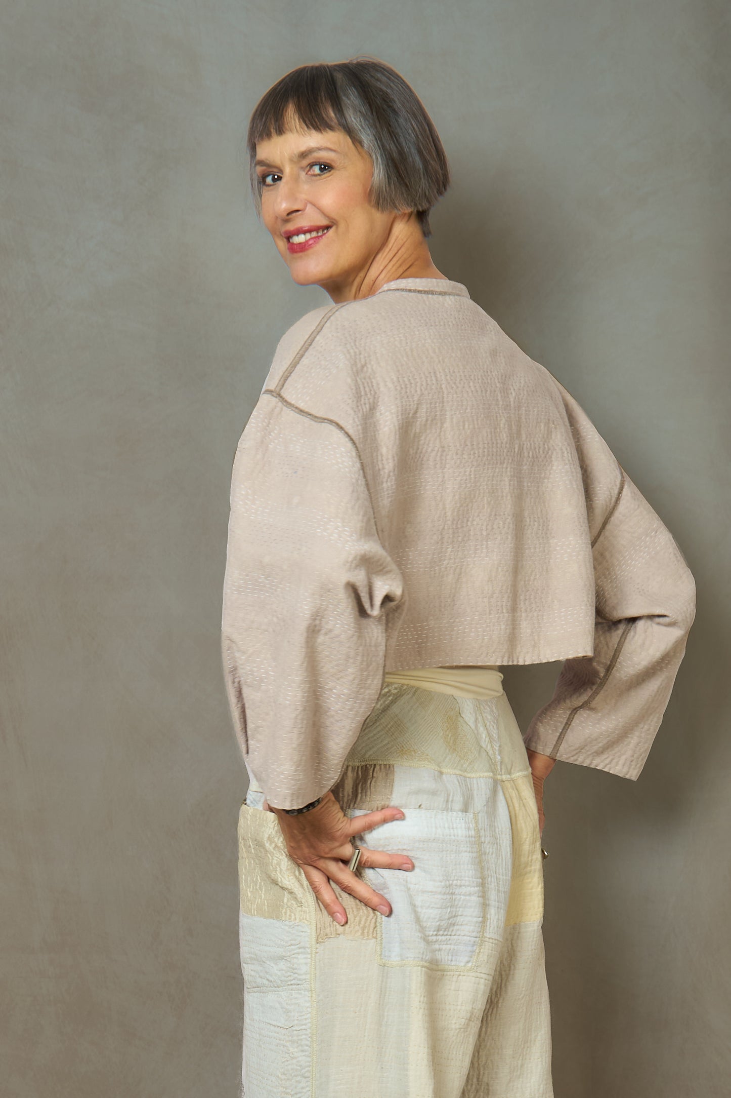 DUCK SUN DYE WITH PATCH KANTHA SLEEVE JACKET - us2090-ivy -